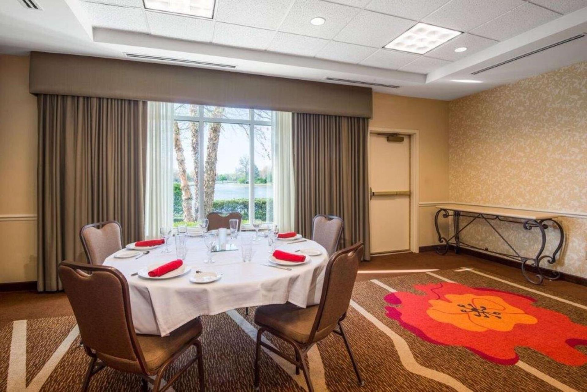Hilton Garden Inn Wichita photo 35