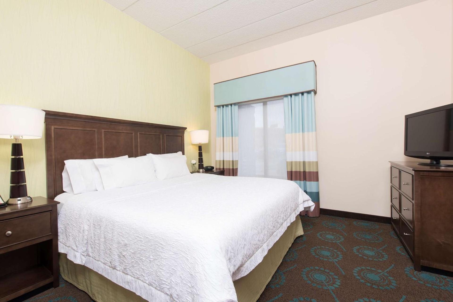 Hampton Inn & Suites Kokomo photo 10