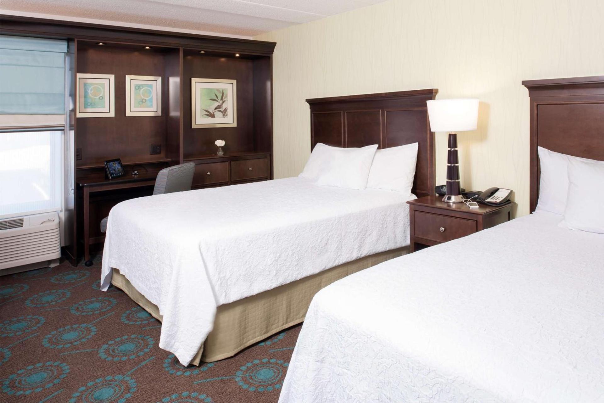 Hampton Inn & Suites Kokomo photo 16