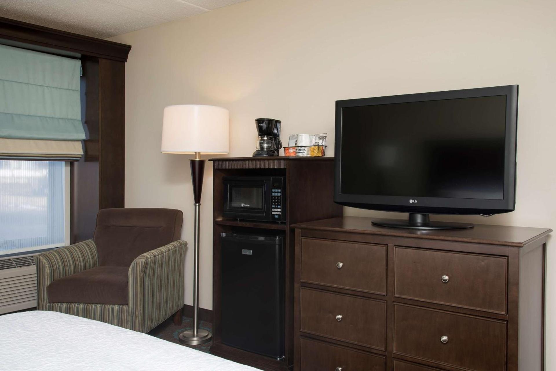 Hampton Inn & Suites Kokomo photo 22