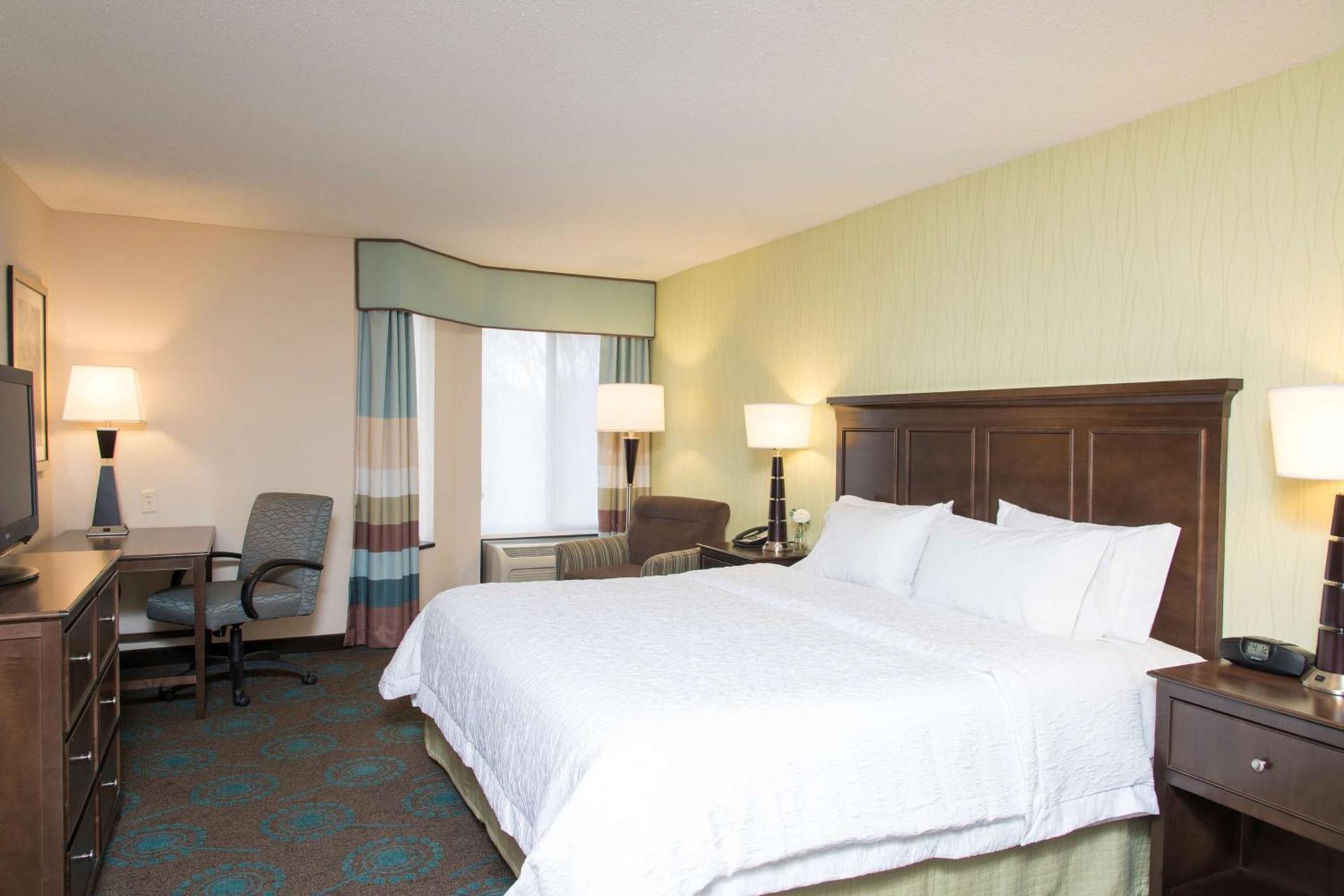 Hampton Inn & Suites Kokomo photo 24