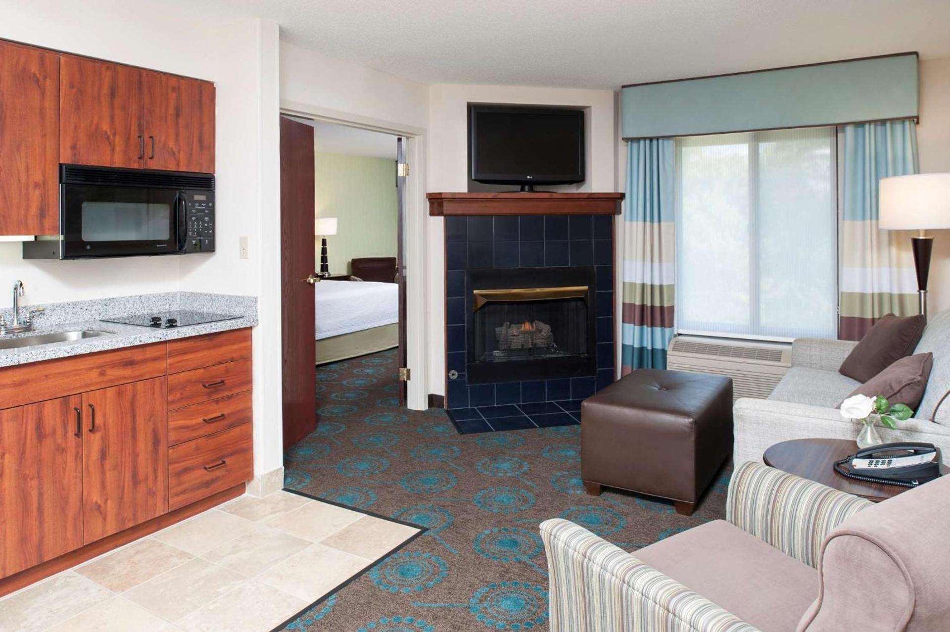 Hampton Inn & Suites Kokomo photo 30