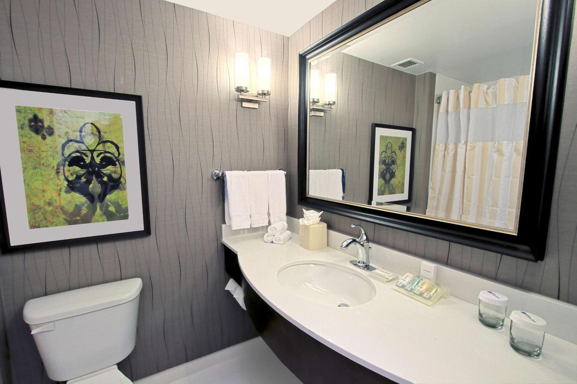 Hilton Garden Inn Westbury photo 24