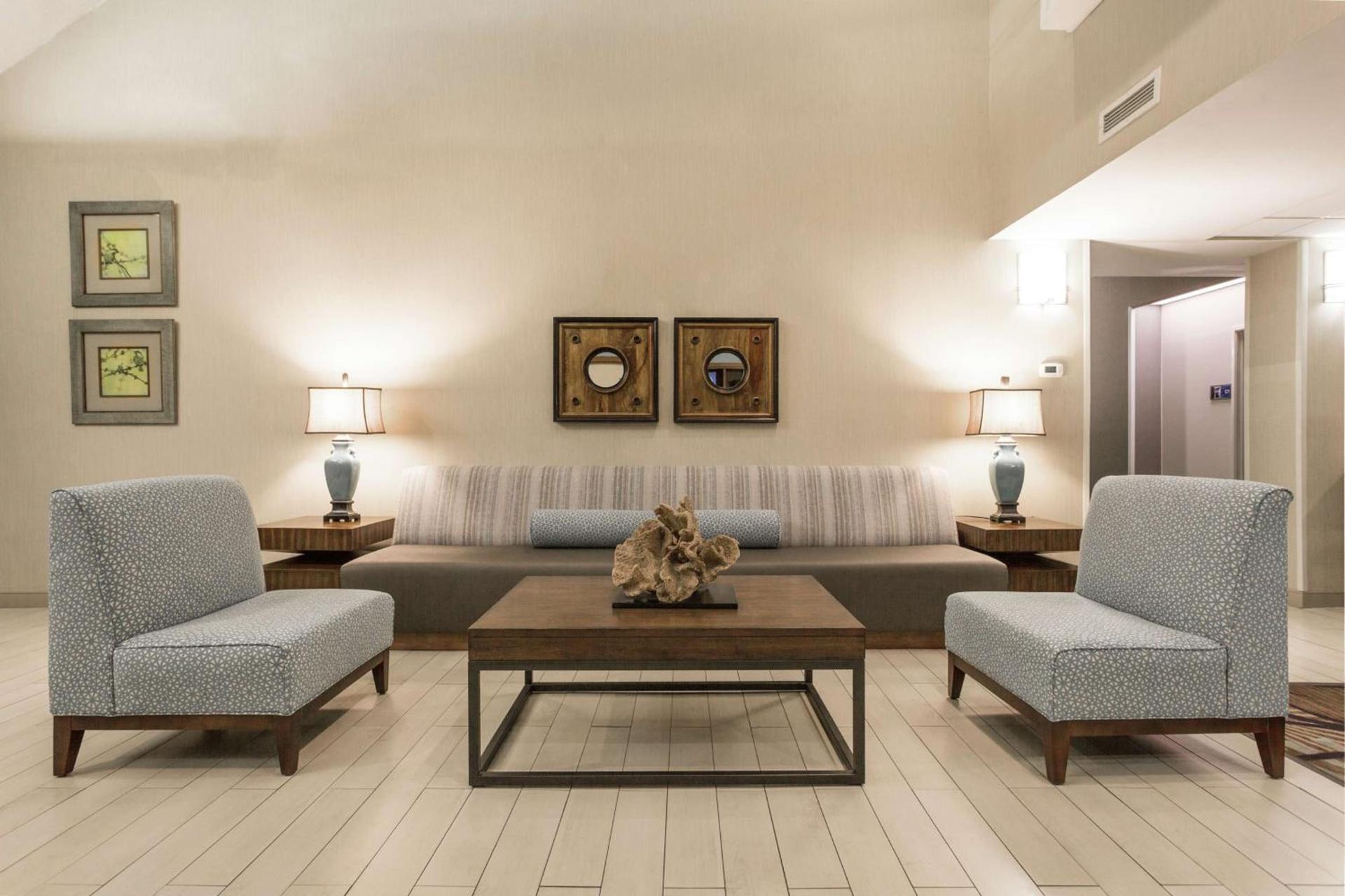 Hampton Inn Morehead City photo 3