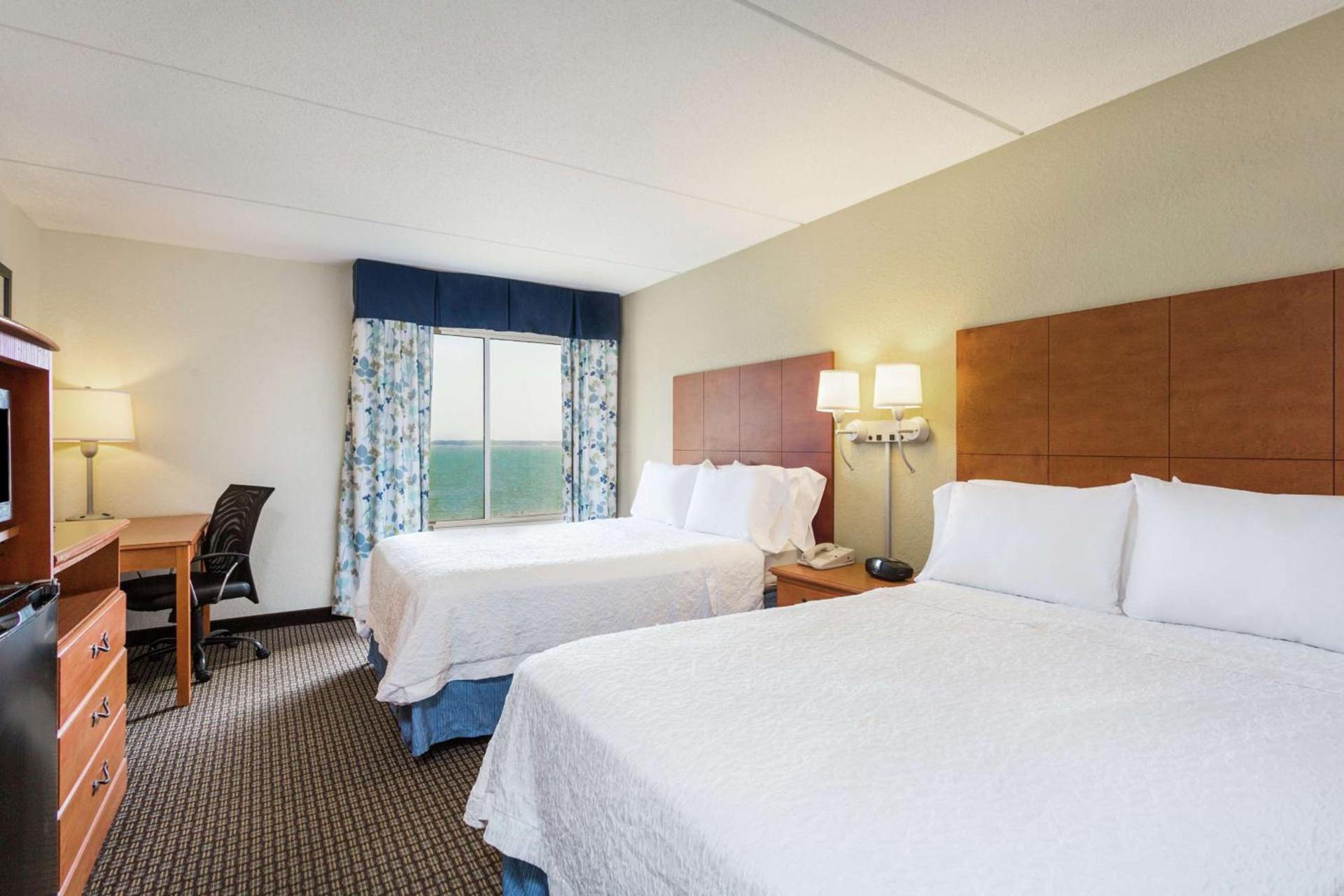 Hampton Inn Morehead City photo 7
