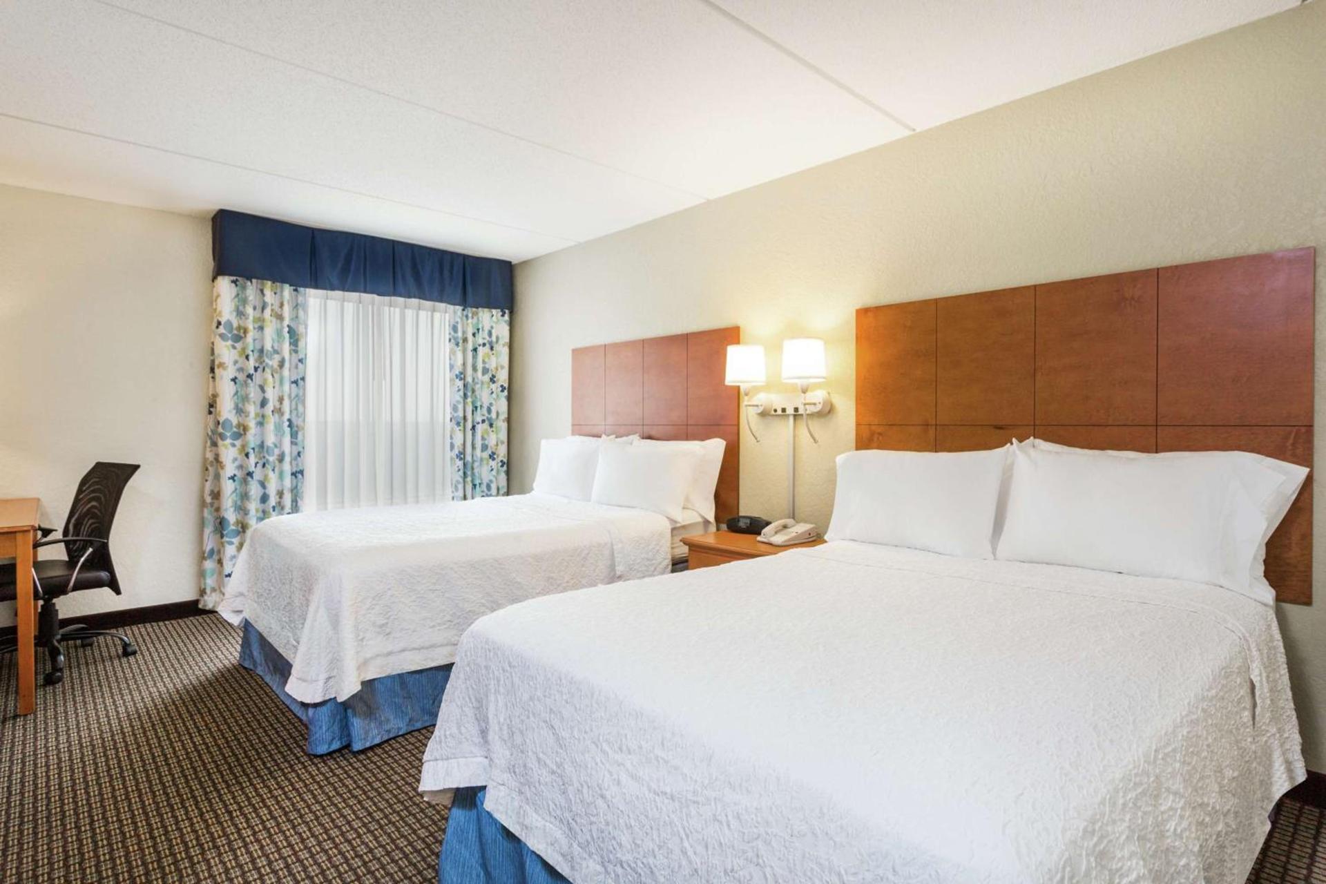 Hampton Inn Morehead City photo 8