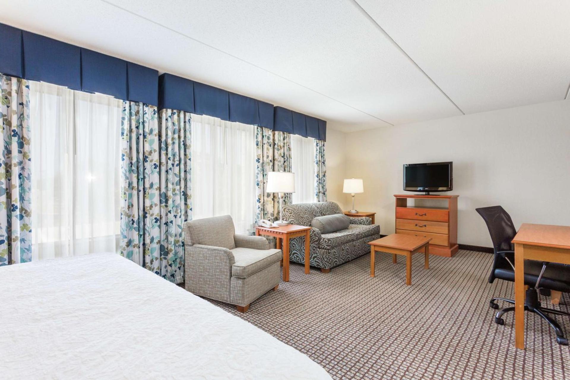 Hampton Inn Morehead City photo 9