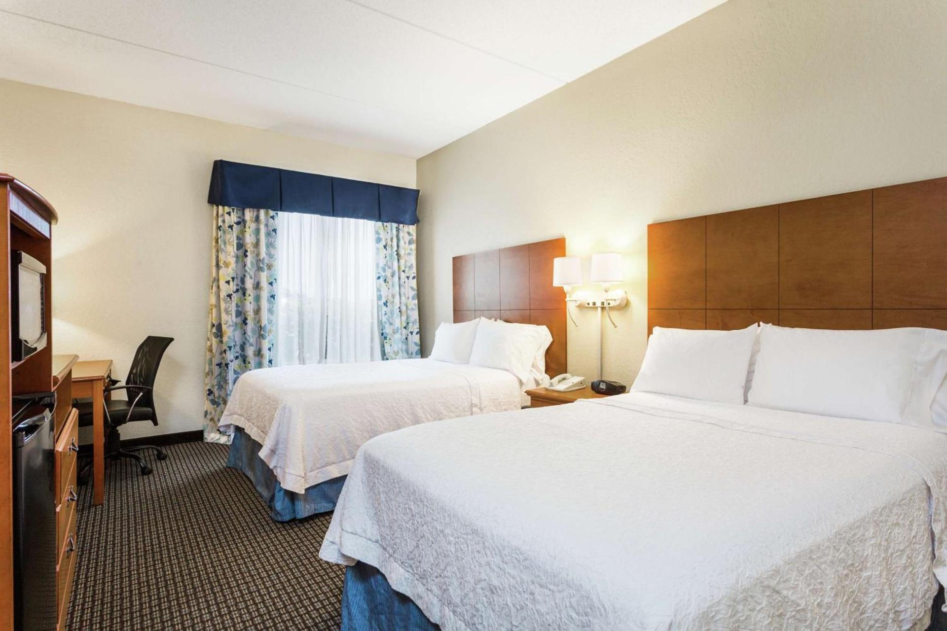 Hampton Inn Morehead City photo 13