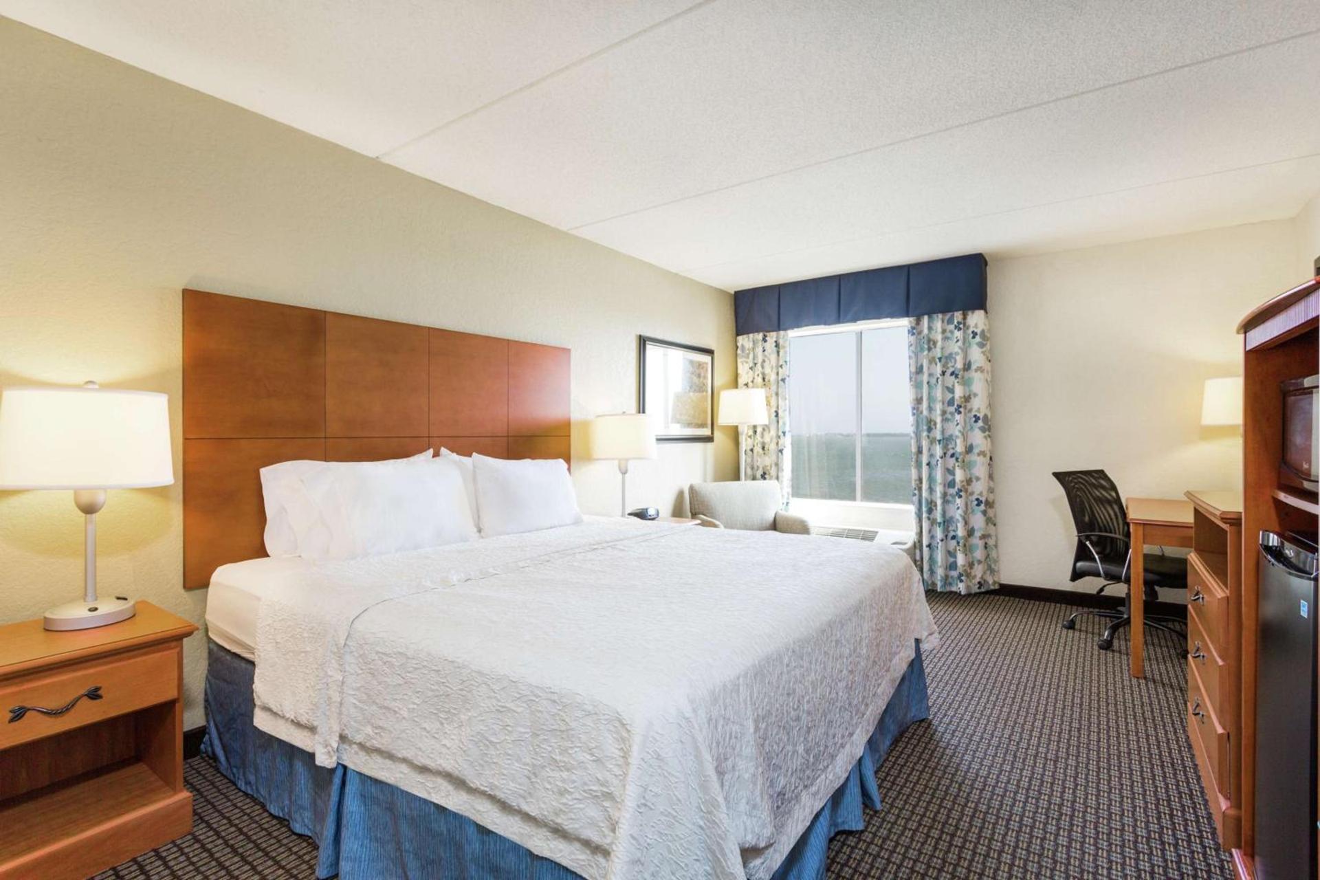 Hampton Inn Morehead City photo 14