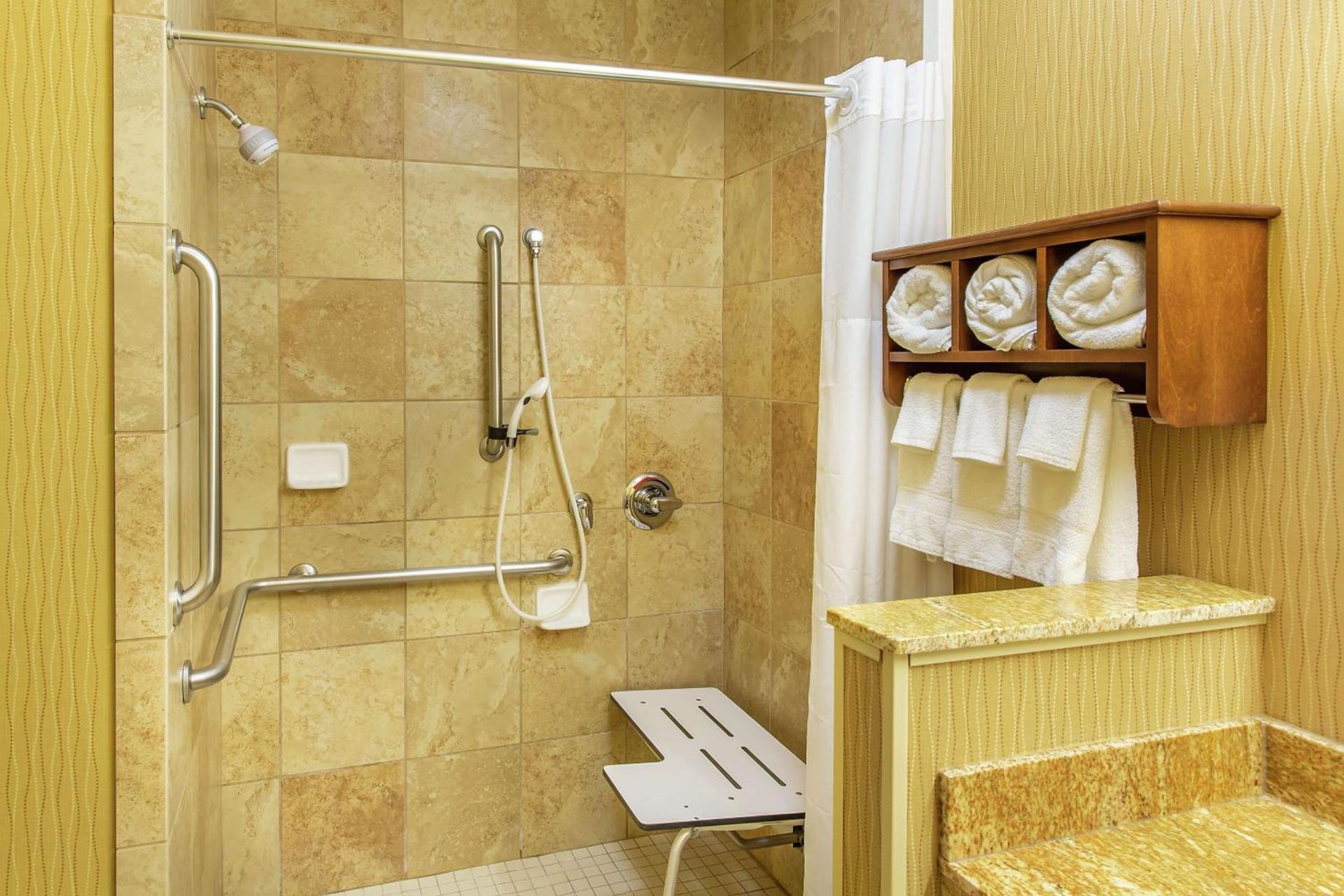 Hampton Inn Minneapolis-Burnsville photo 11