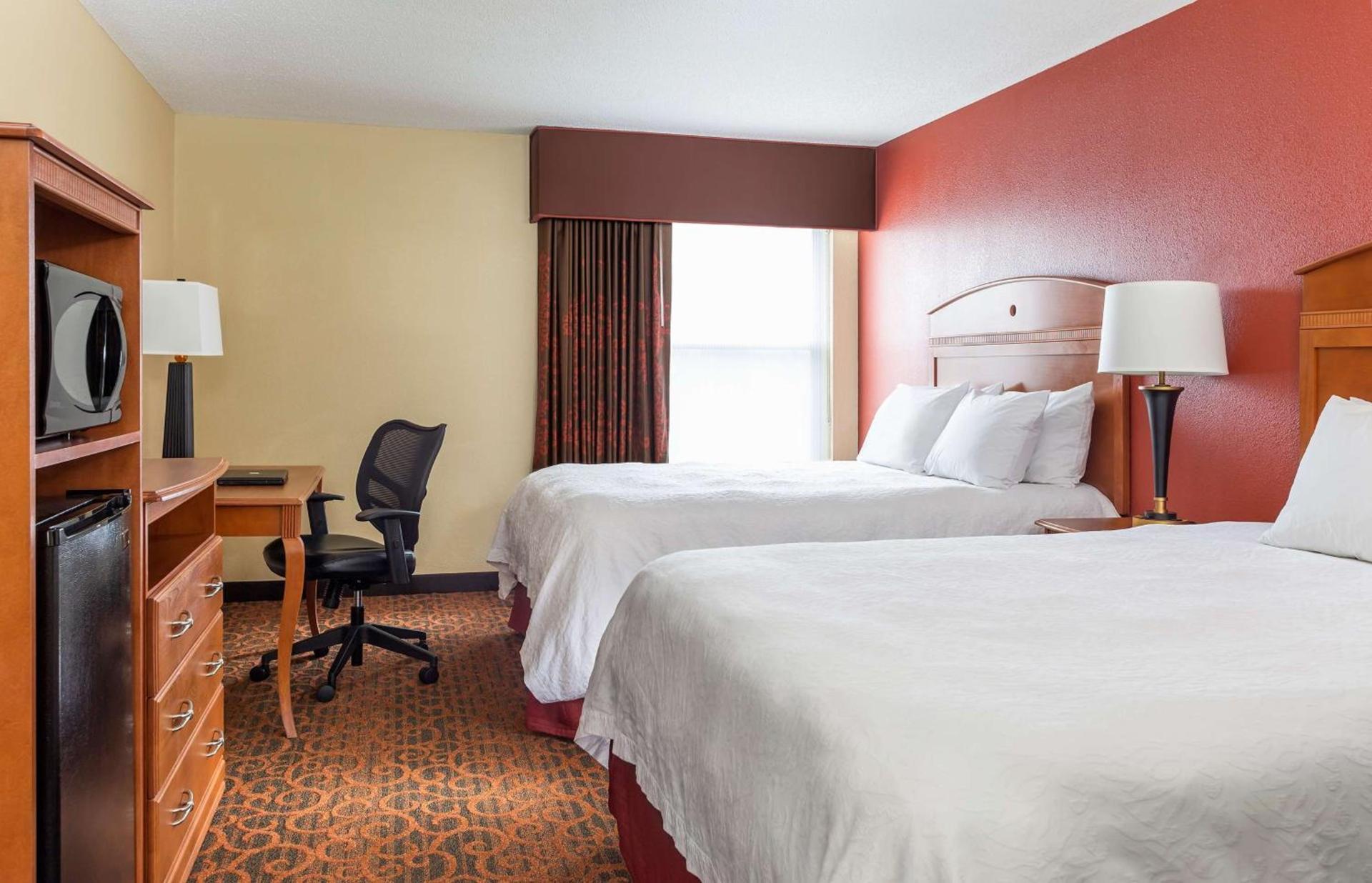 Hampton Inn Minneapolis-Burnsville photo 19