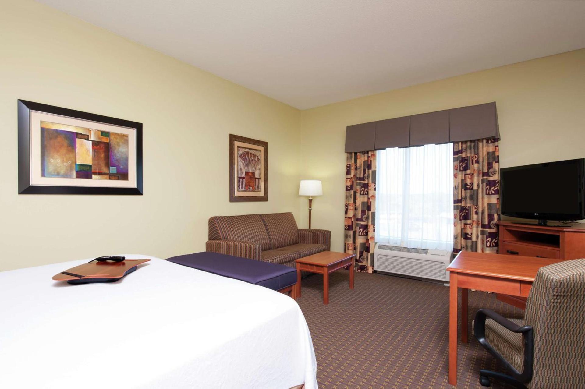 Hampton Inn & Suites Moline-Quad City Int'l Aprt photo 13