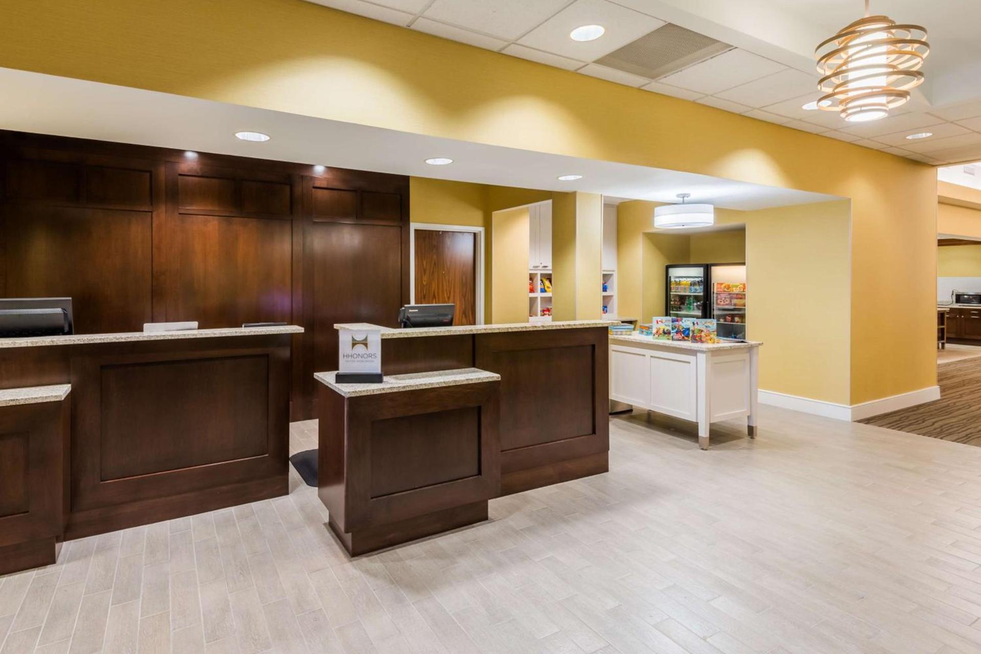 Larkspur Landing Extended Stay Suites St Louis Riverport photo 4
