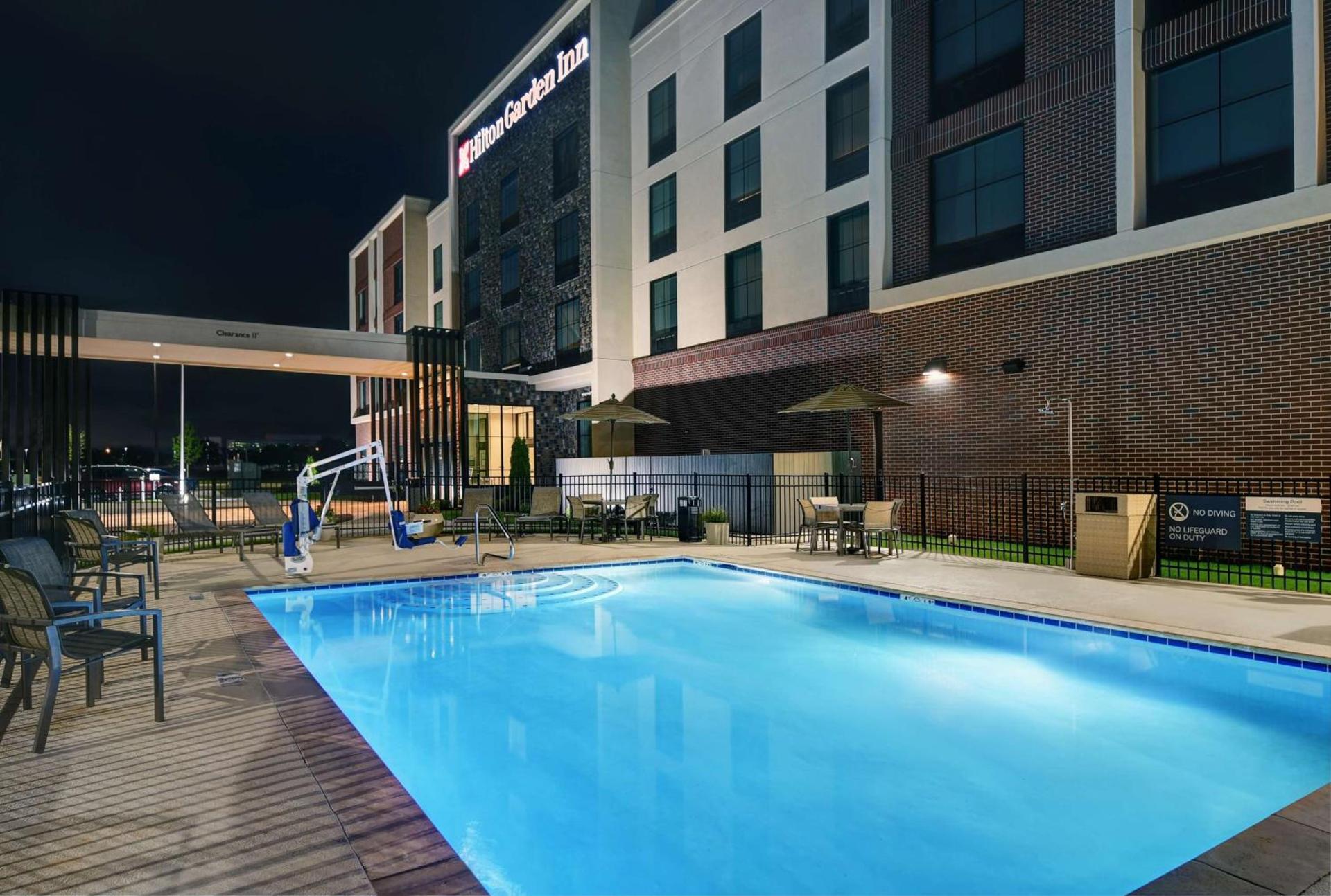 Hilton Garden Inn Madison Huntsville Airport photo 11