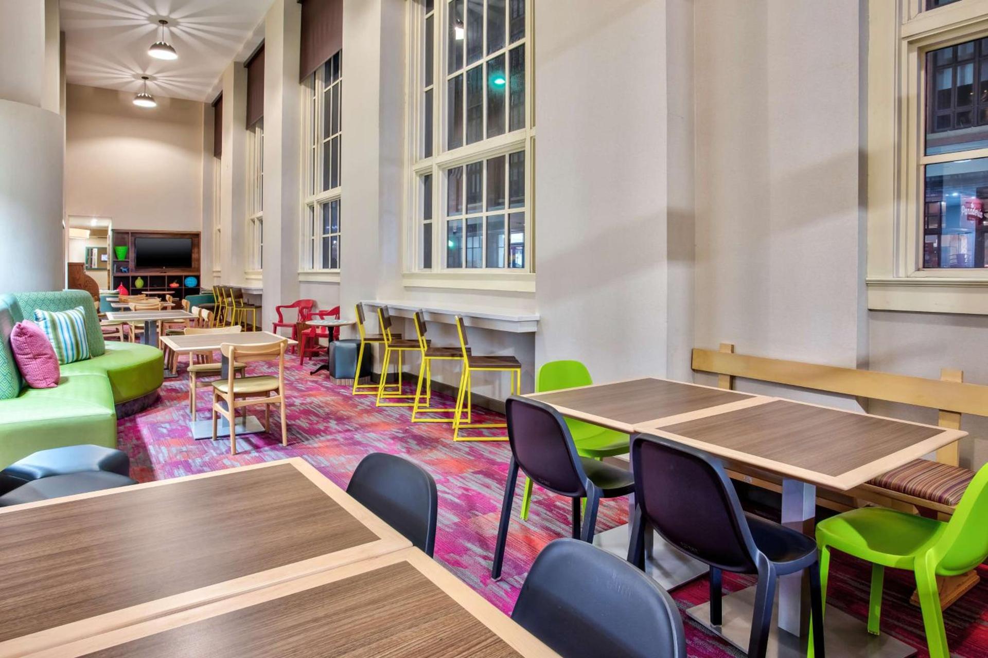 Home2 Suites by Hilton San Antonio Downtown - Riverwalk, TX photo 2