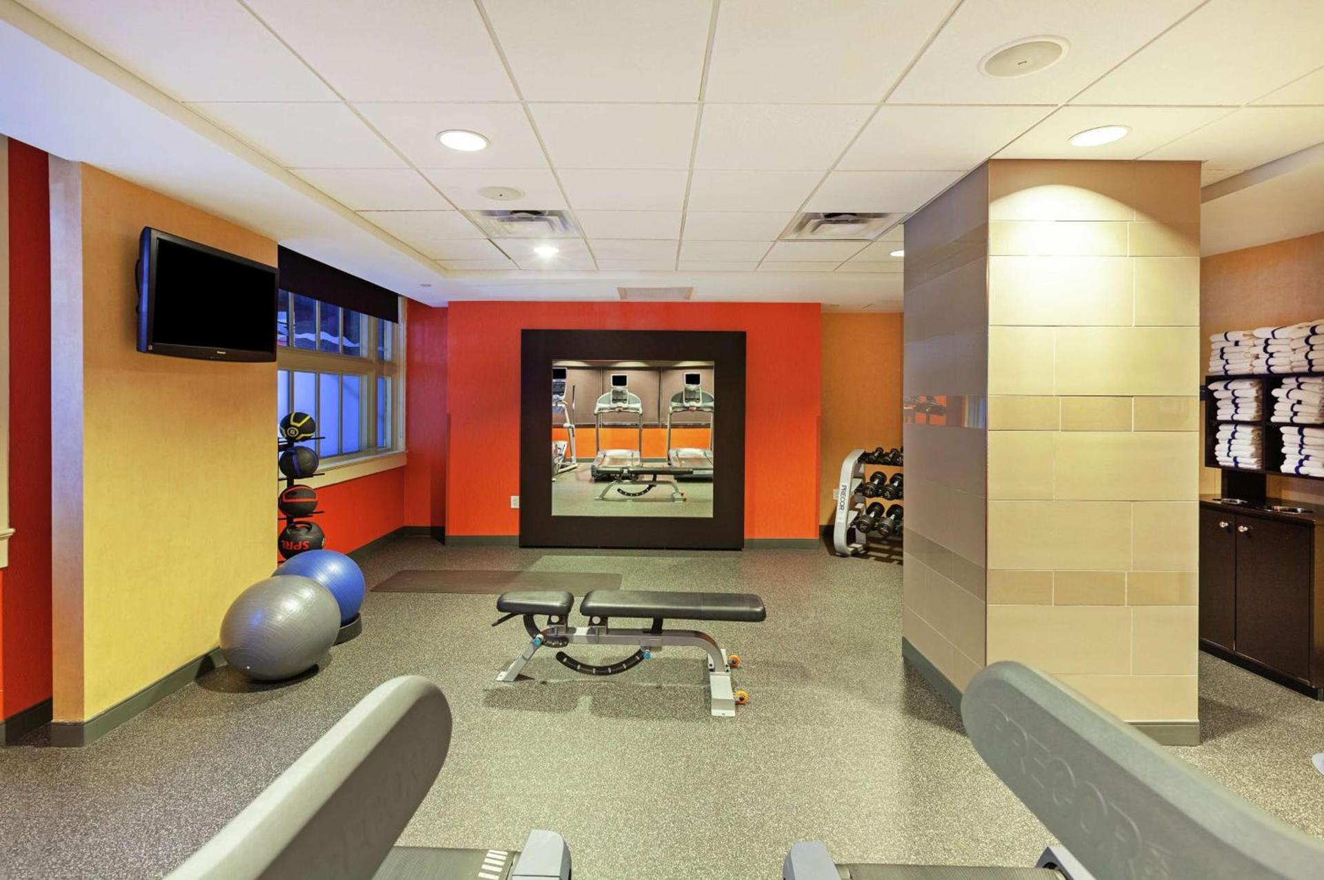 Home2 Suites by Hilton San Antonio Downtown - Riverwalk, TX photo 8