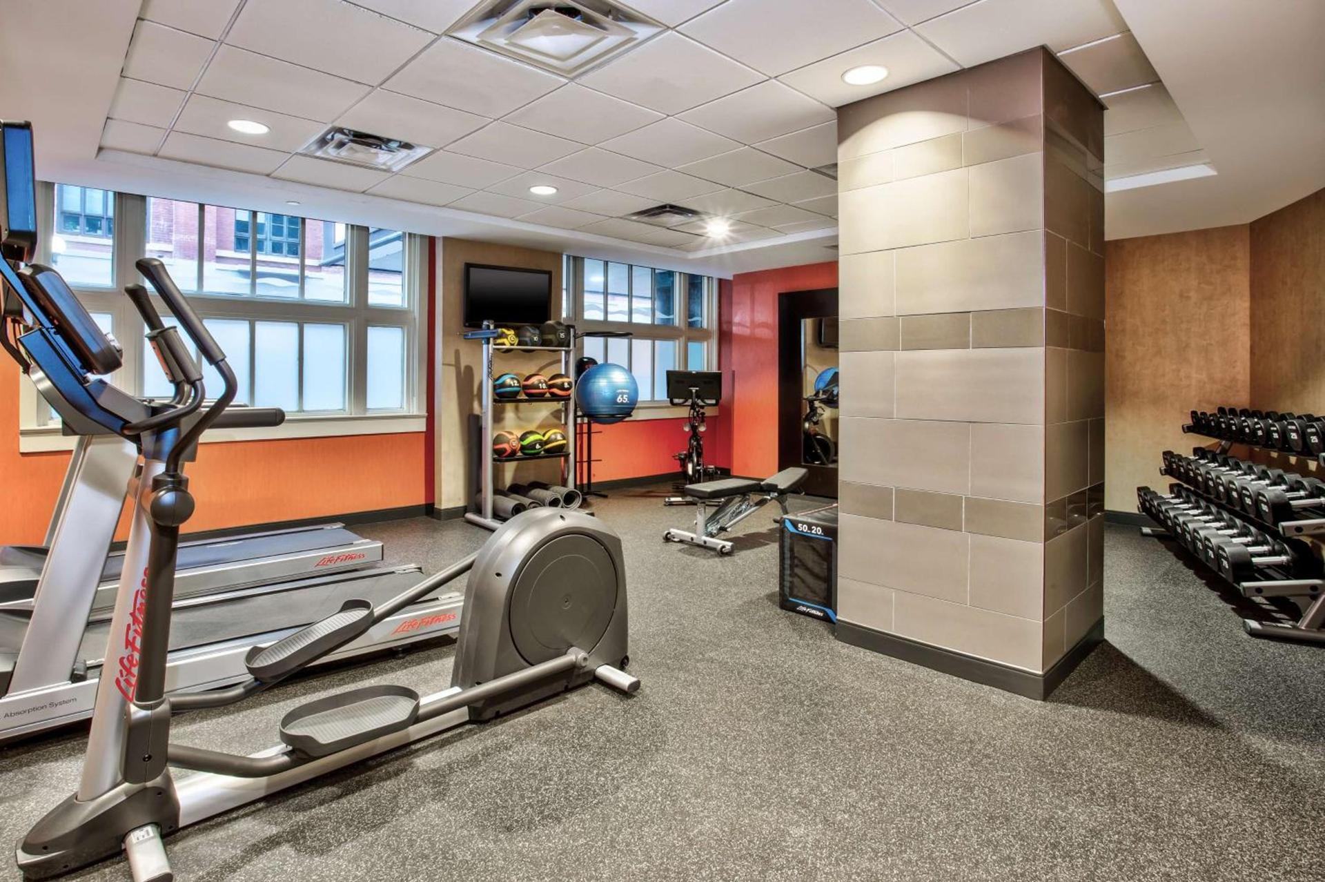 Home2 Suites by Hilton San Antonio Downtown - Riverwalk, TX photo 9