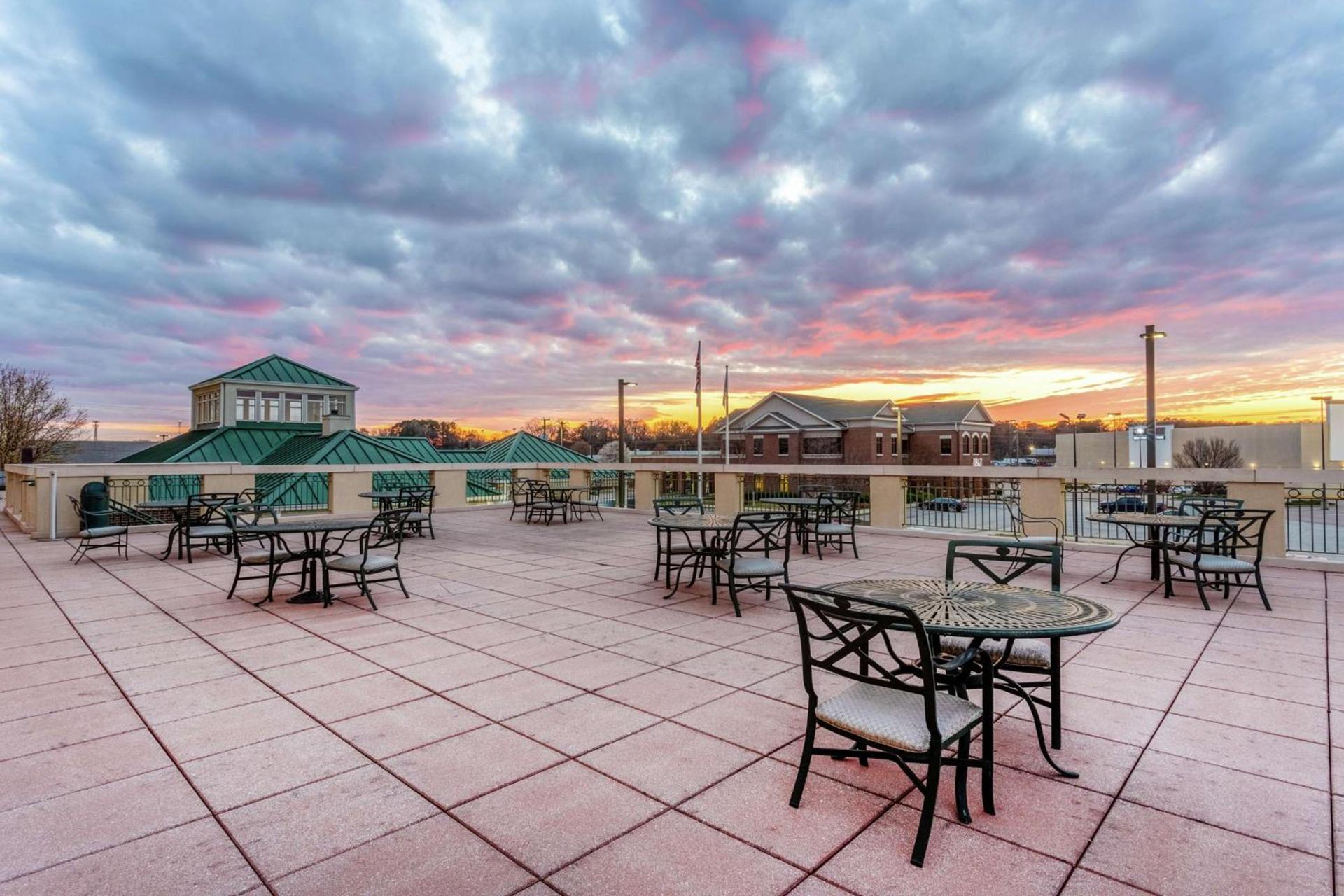 Hilton Garden Inn Richmond South/Southpark photo 2