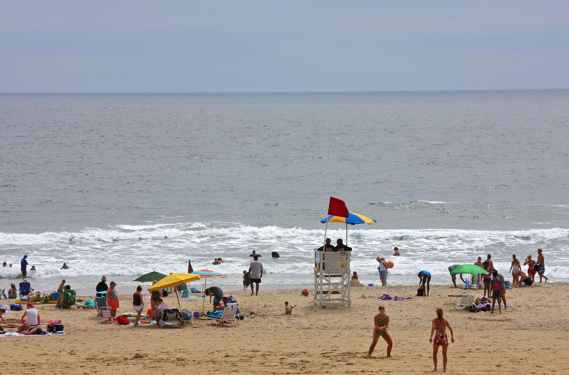 Hampton Inn Virginia Beach Oceanfront North photo 9