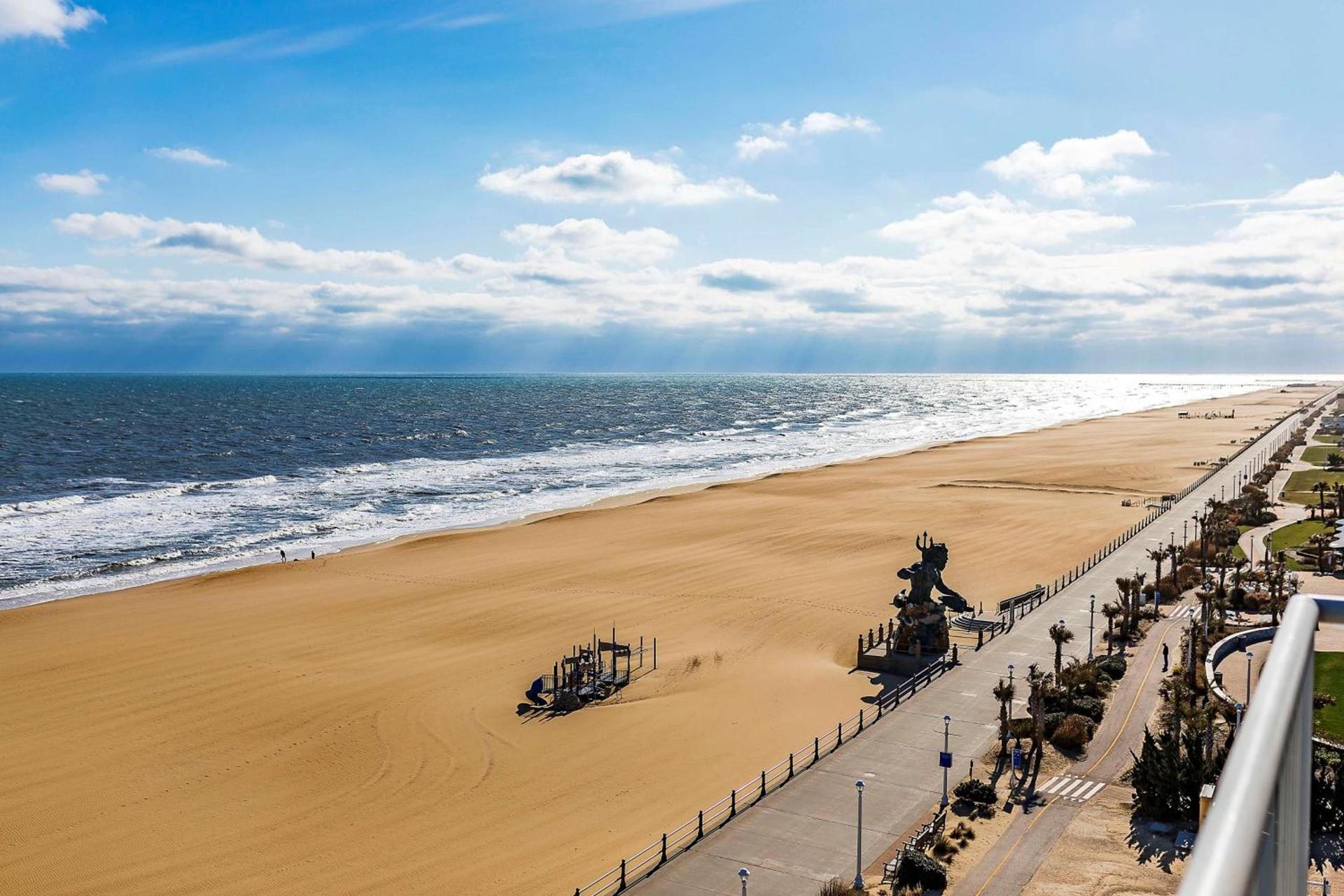 Hampton Inn Virginia Beach Oceanfront North photo 25