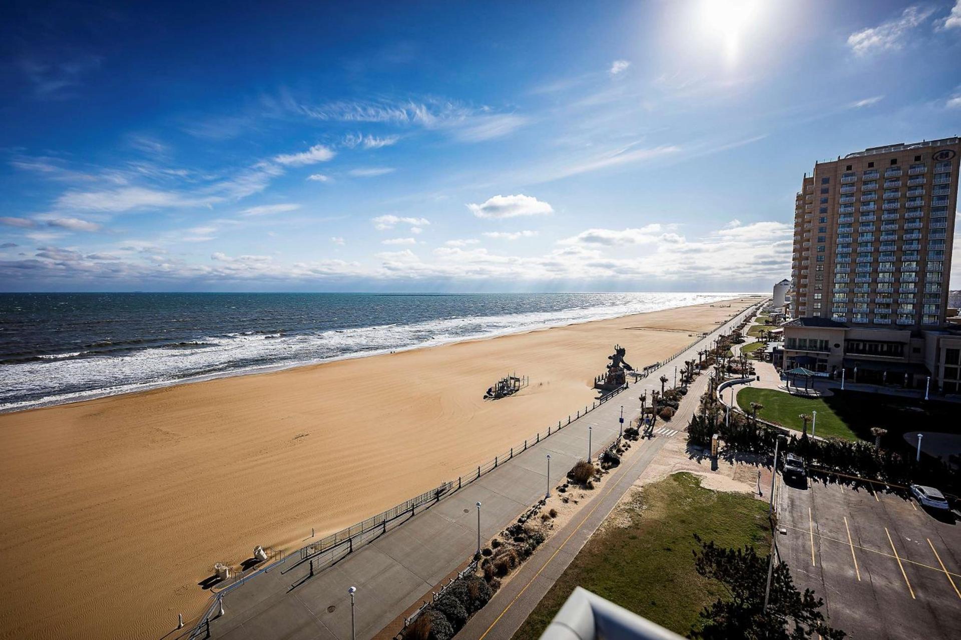 Hampton Inn Virginia Beach Oceanfront North photo 28