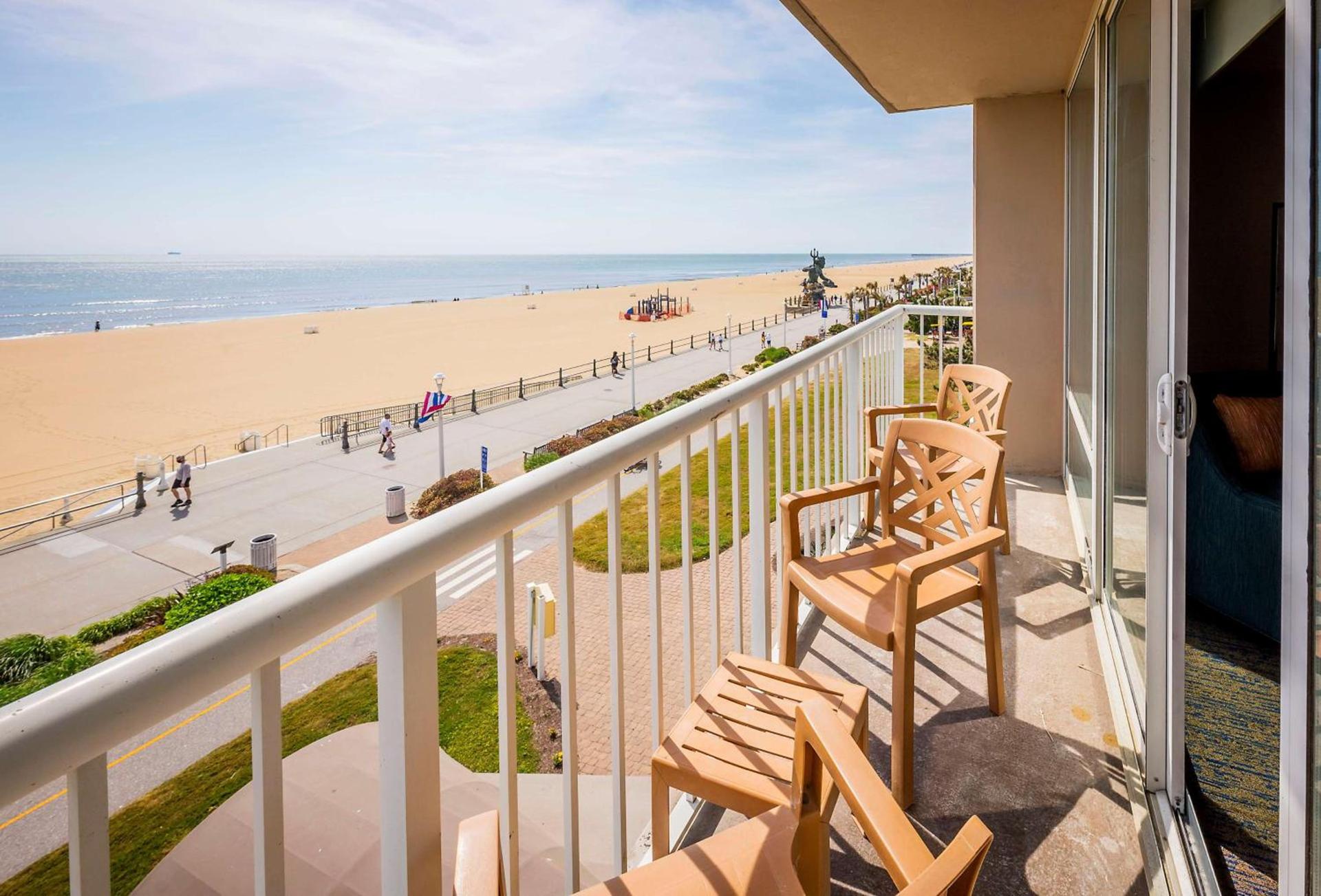 Hampton Inn Virginia Beach Oceanfront North photo 31