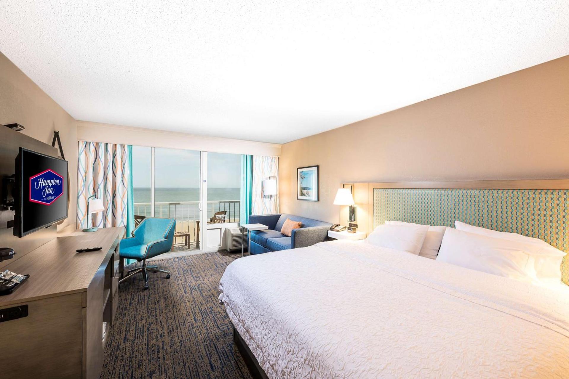Hampton Inn Virginia Beach Oceanfront North photo 39