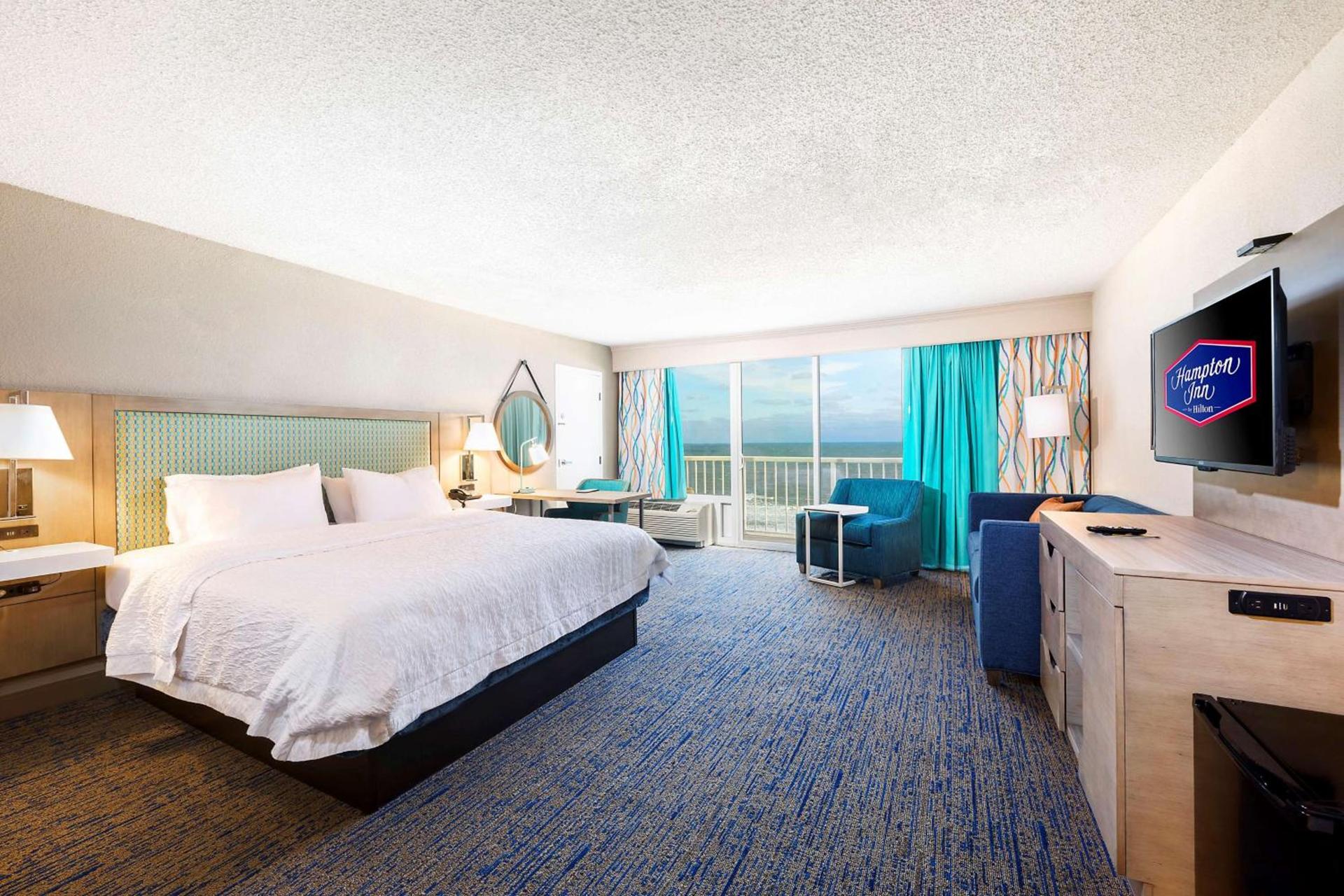 Hampton Inn Virginia Beach Oceanfront North photo 43