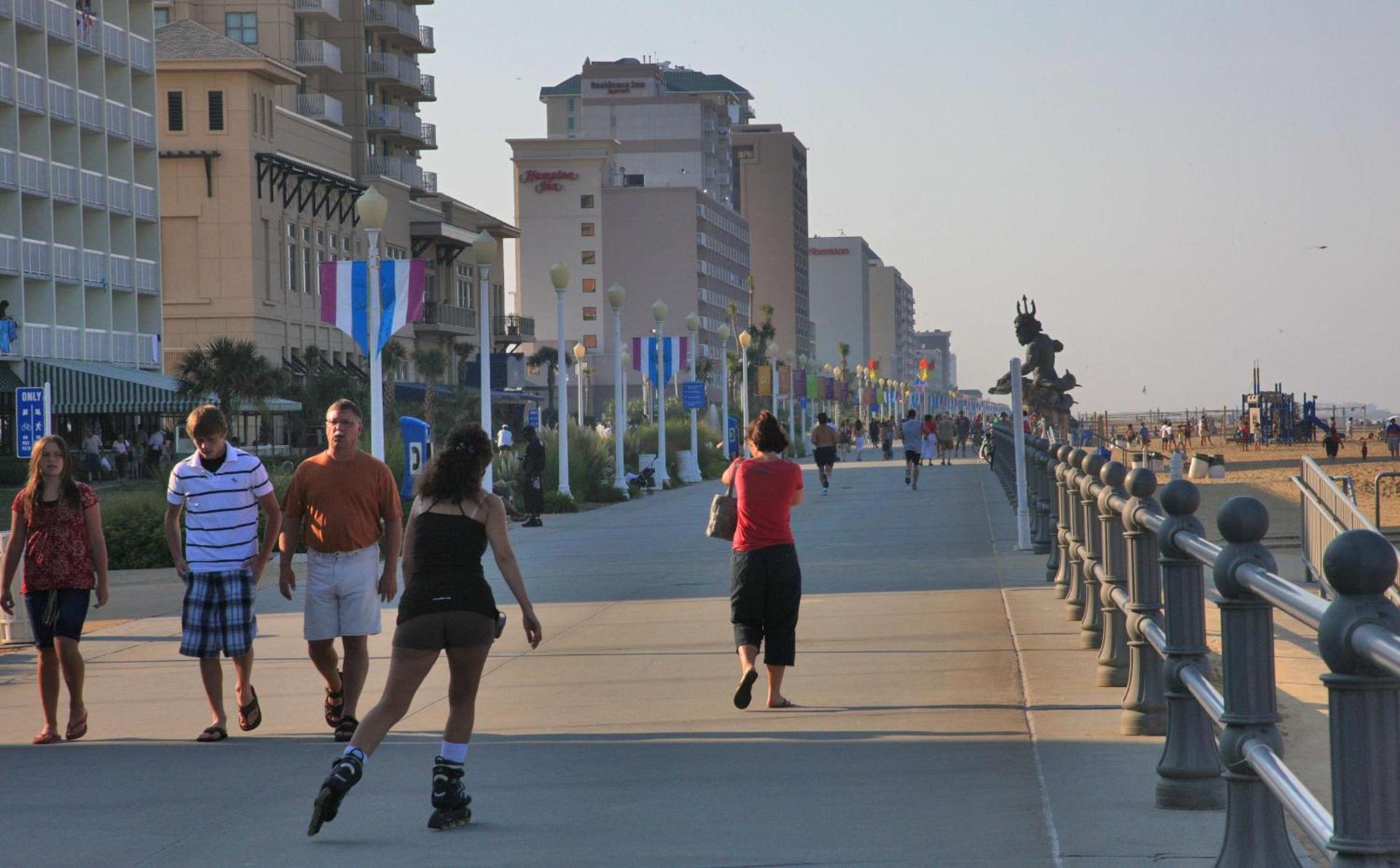 Hampton Inn Virginia Beach Oceanfront North photo 47