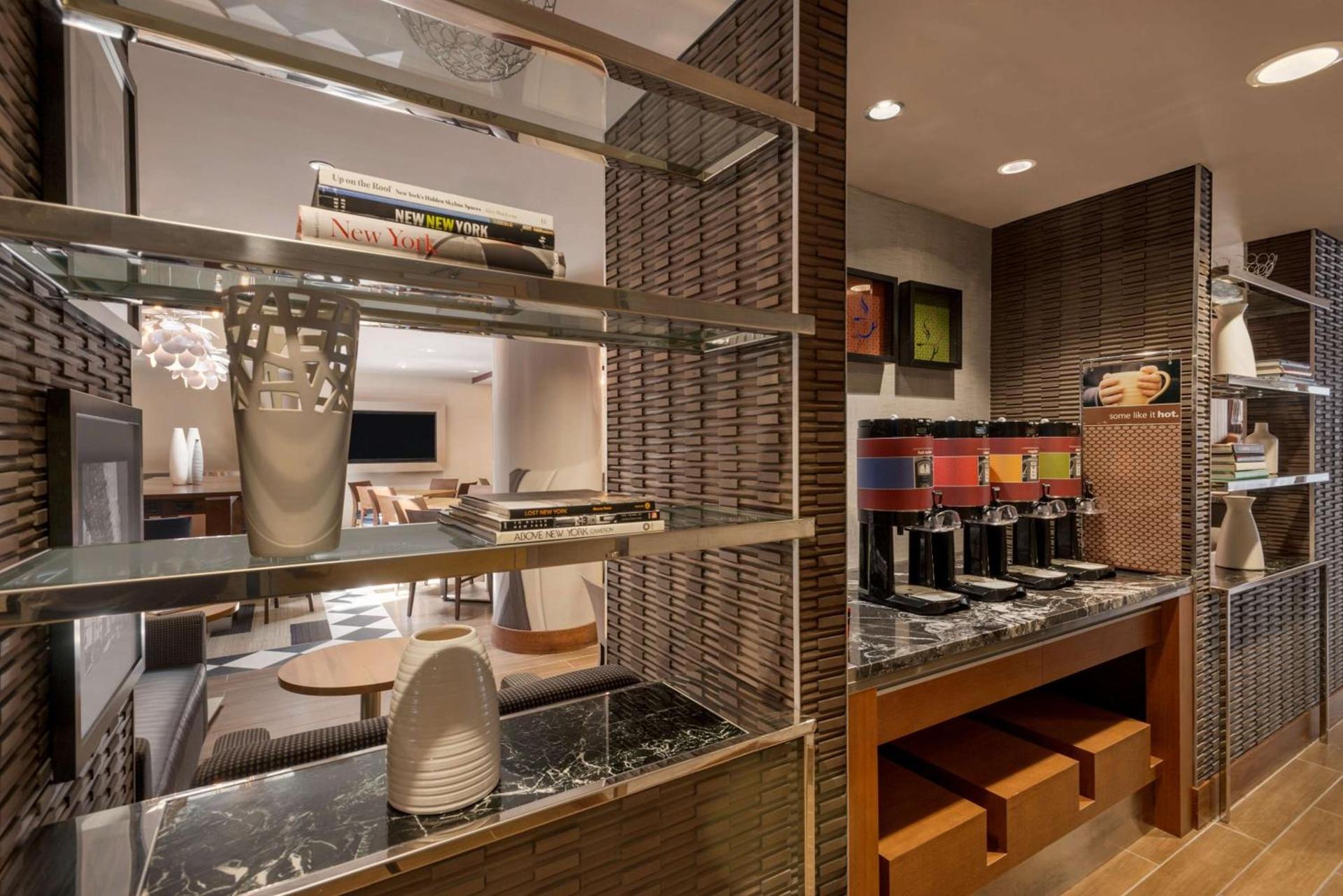 Hampton Inn Manhattan/Downtown- Financial District photo 8