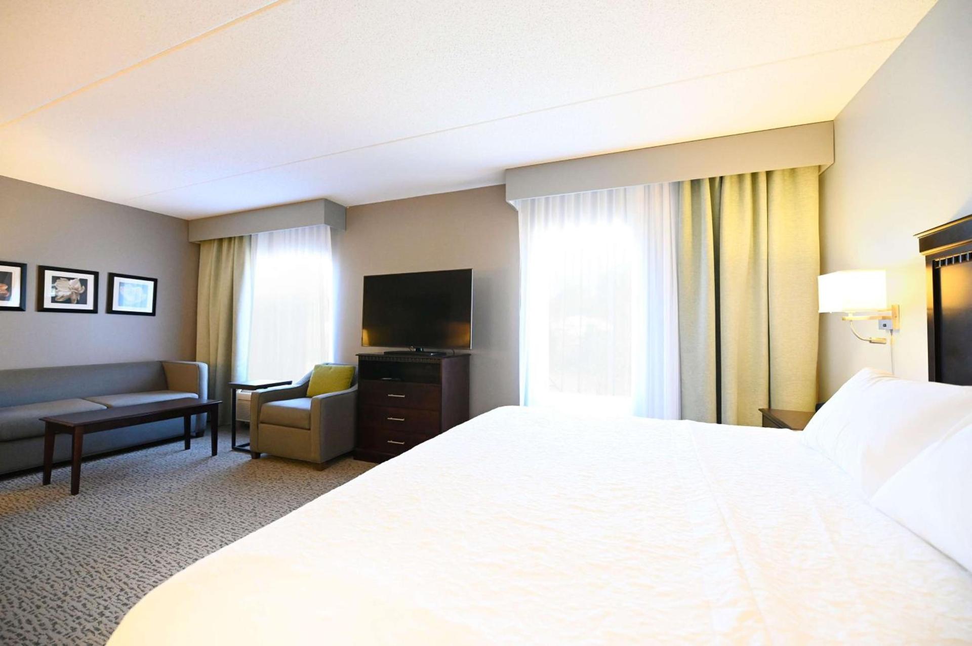 Hampton Inn & Suites Smithfield photo 24