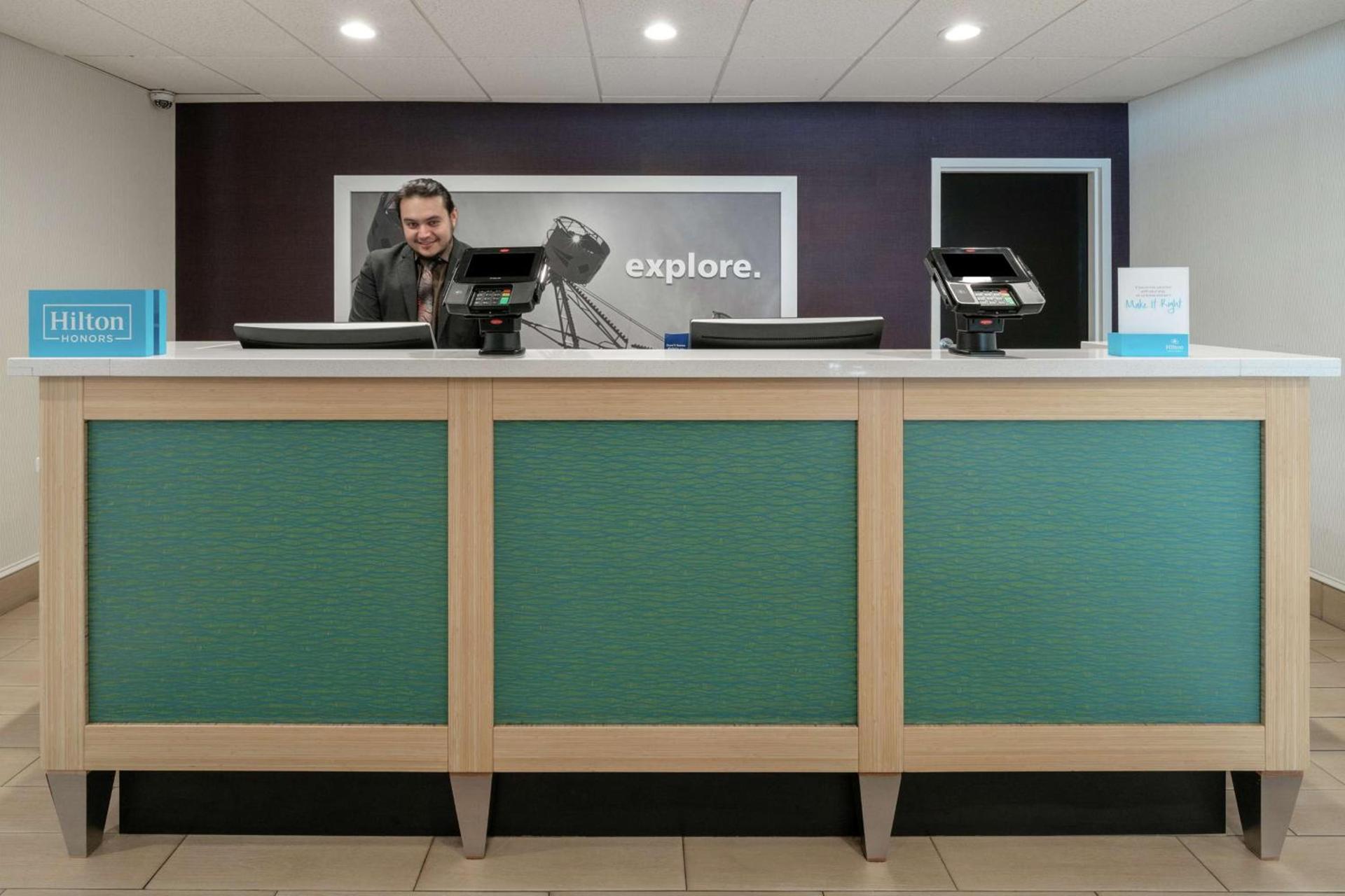 Hampton Inn Hopewell Fort Gregg-Adams photo 5