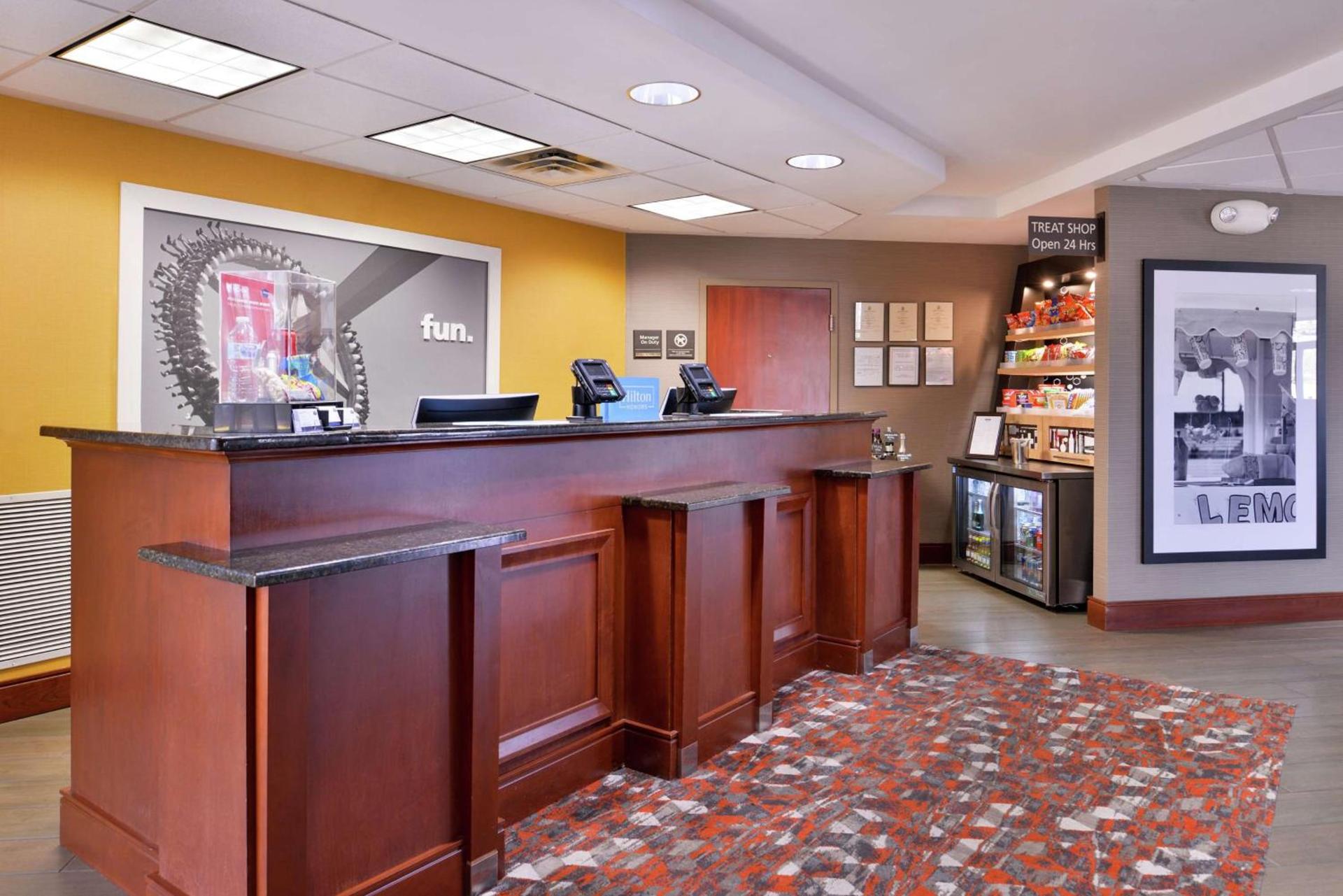 Hampton Inn Norfolk/Virginia Beach photo 7