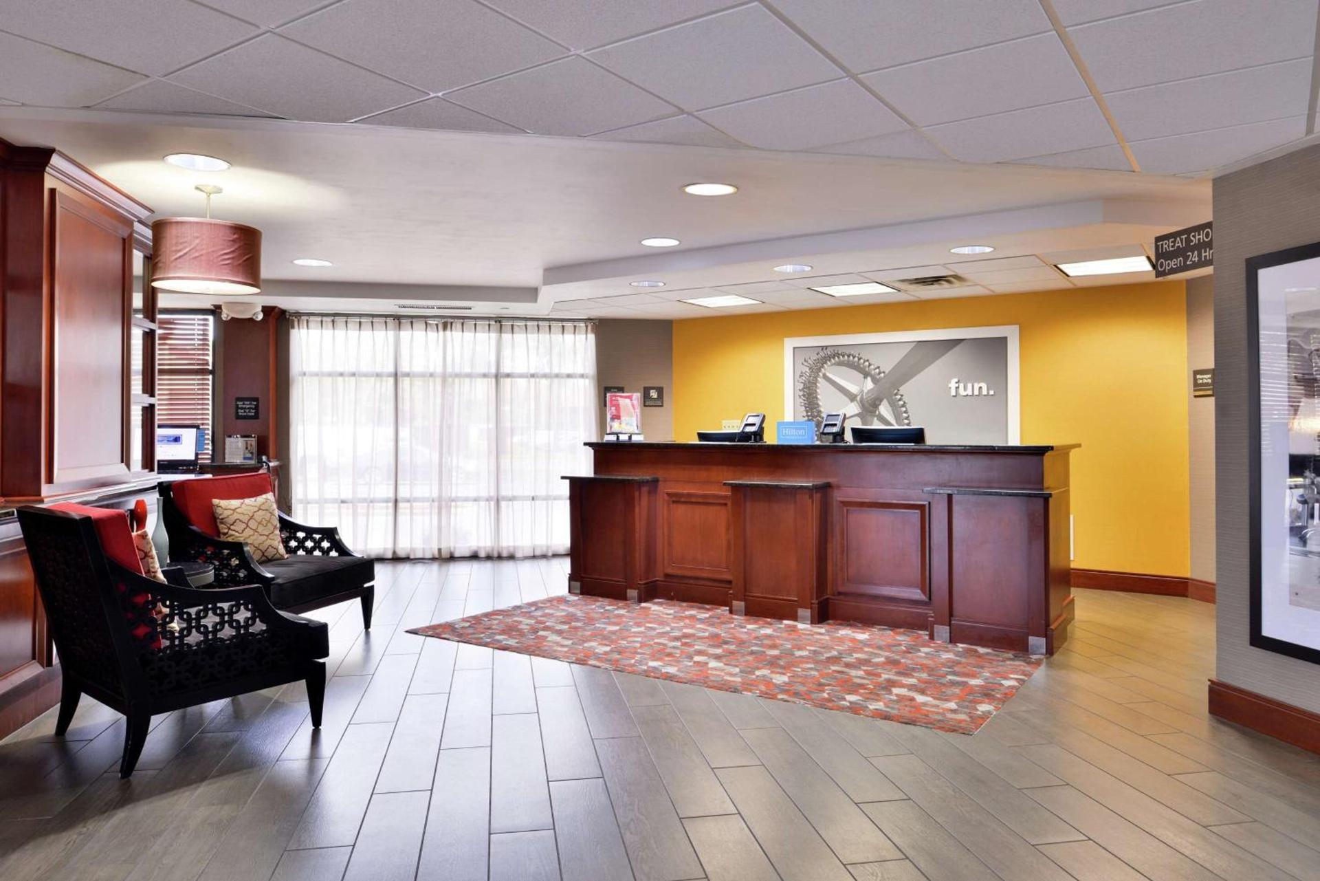 Hampton Inn Norfolk/Virginia Beach photo 5