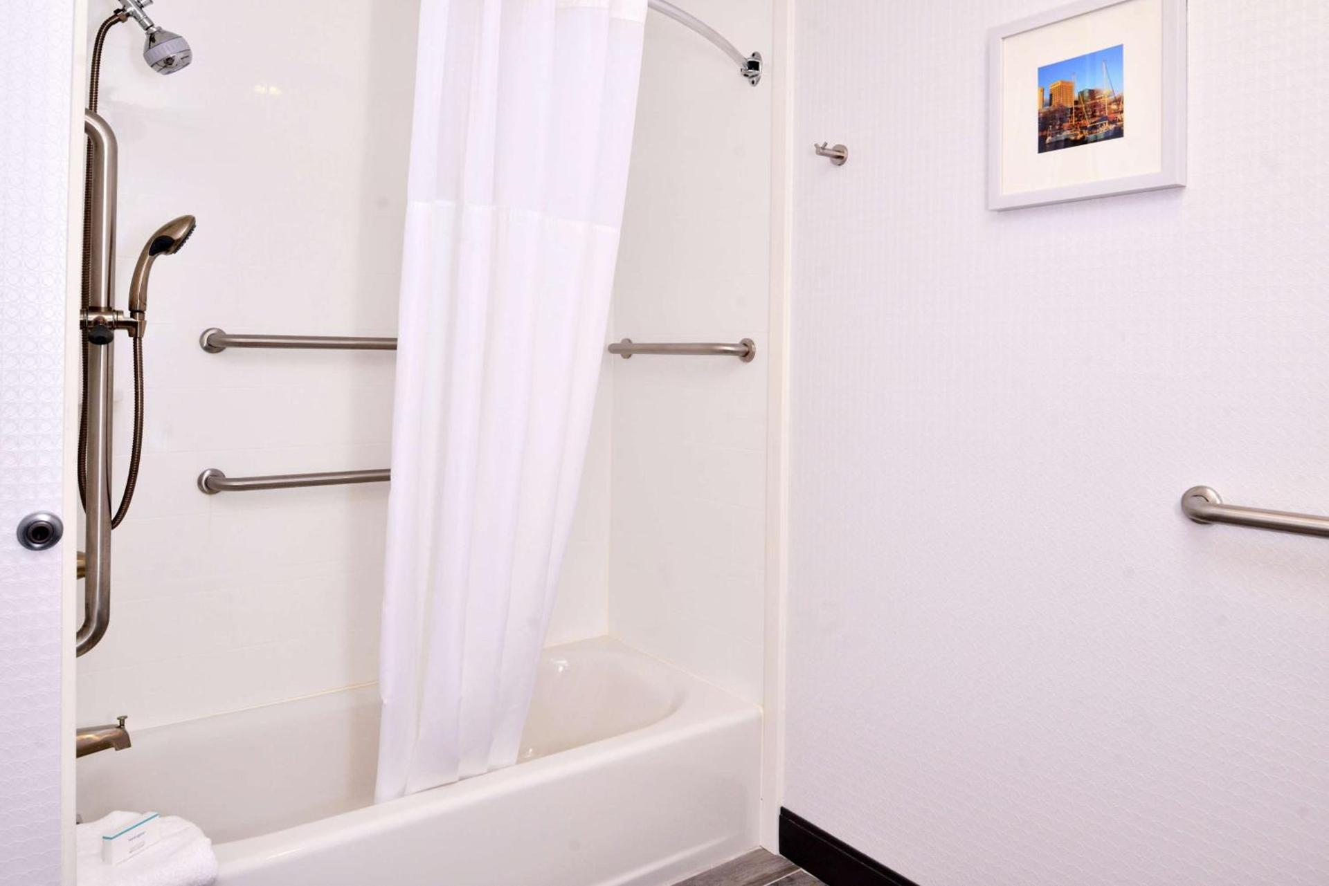 Hampton Inn Norfolk/Virginia Beach photo 18