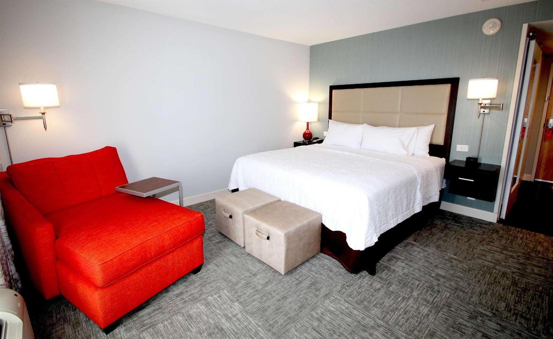 Hampton Inn- Suffolk photo 13