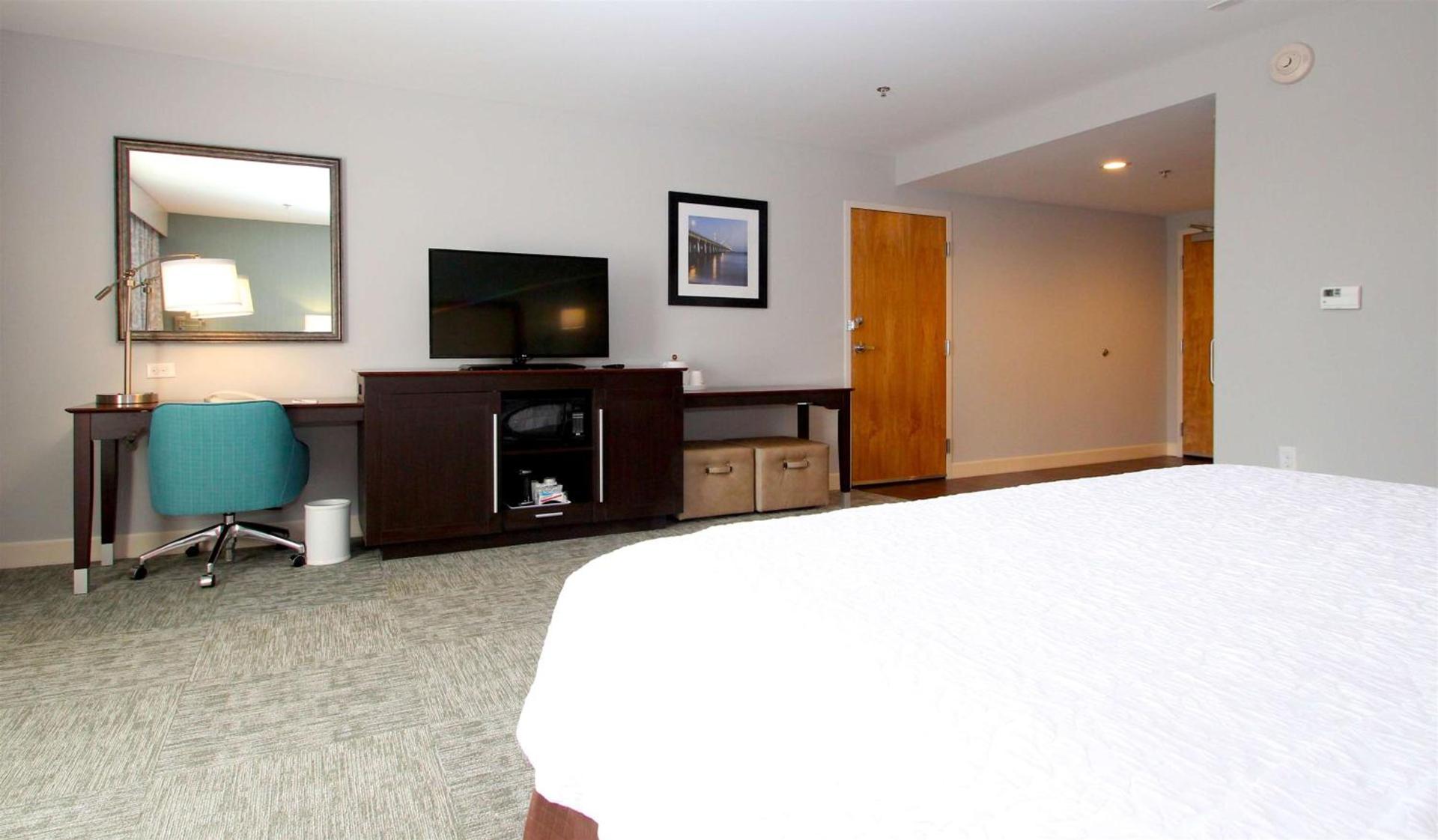 Hampton Inn- Suffolk photo 19