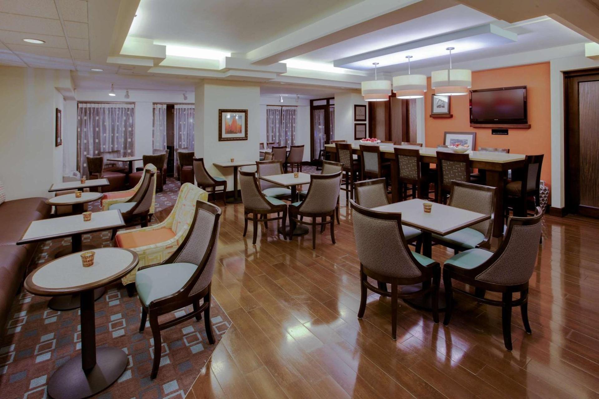 Hampton Inn Richmond-West Innsbrook photo 3