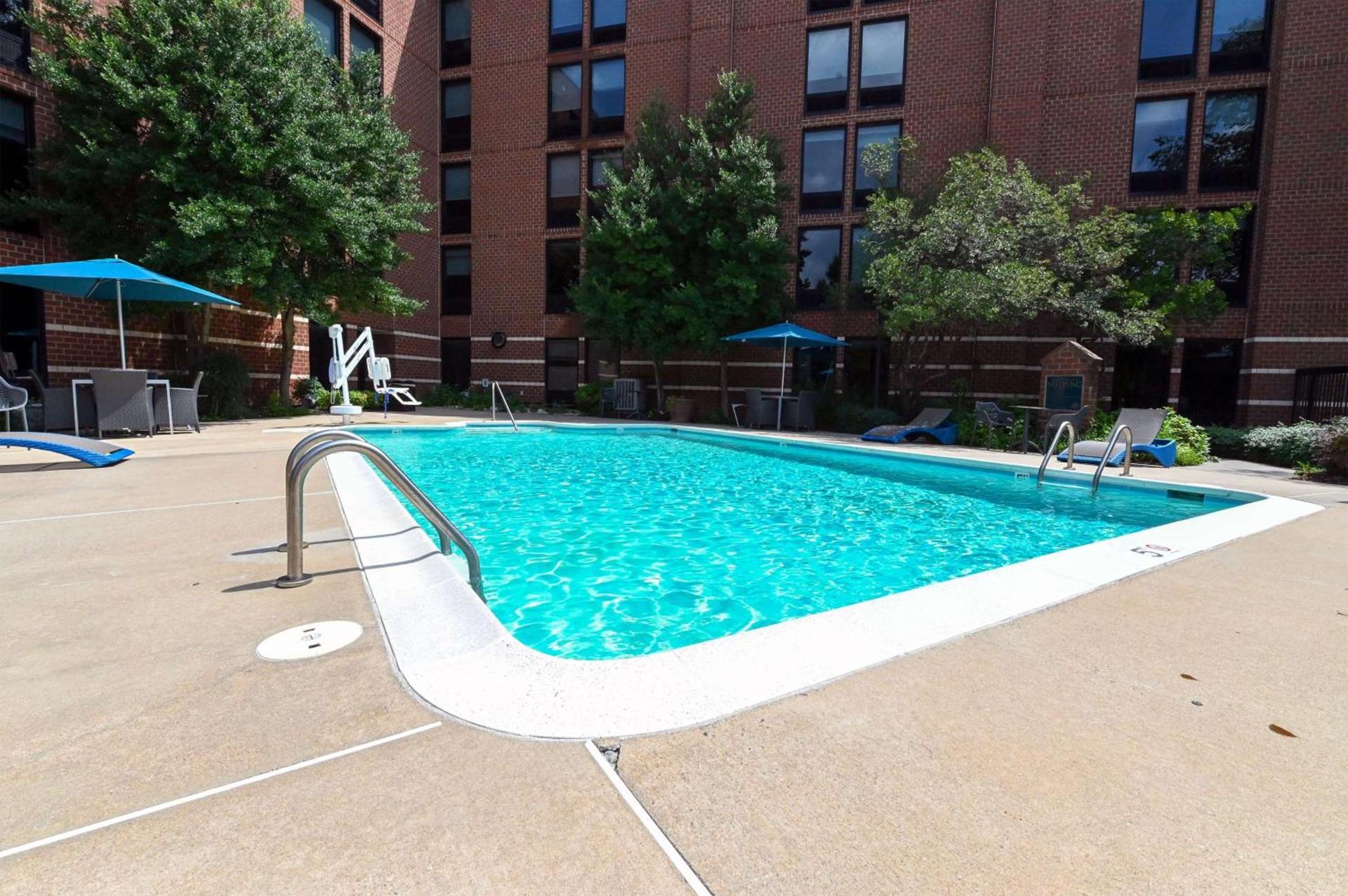 Hampton Inn Richmond-West Innsbrook photo 5