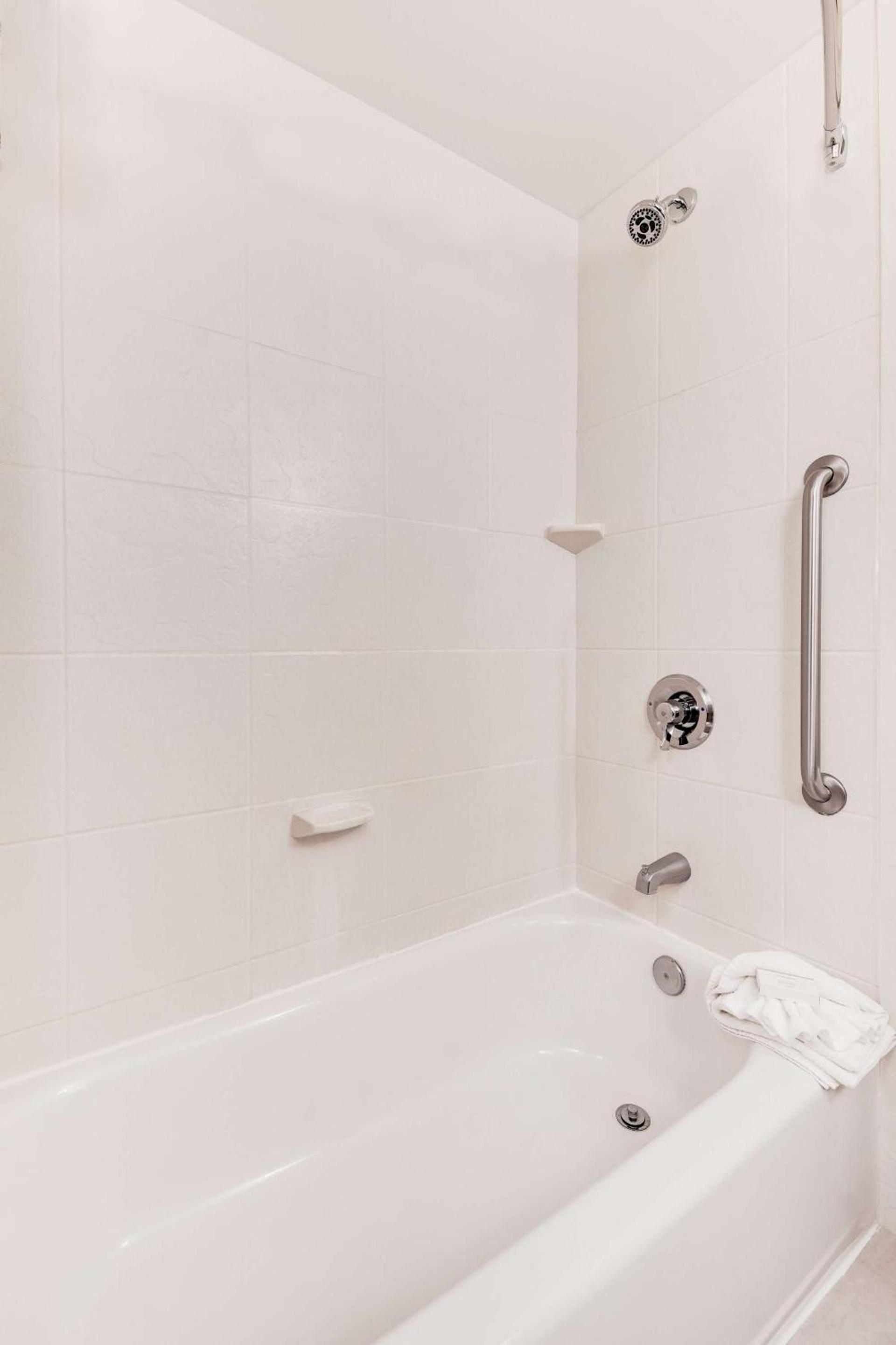 Hilton Garden Inn Waldorf photo 18