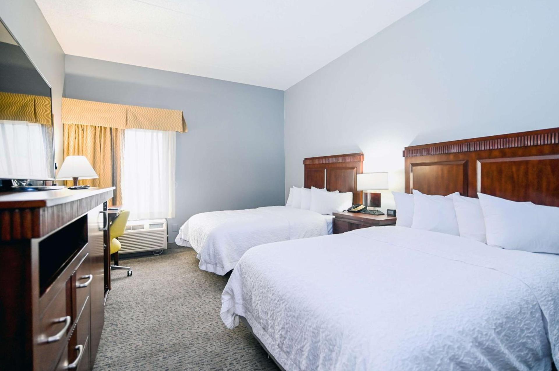 Hampton Inn Lexington Park photo 17