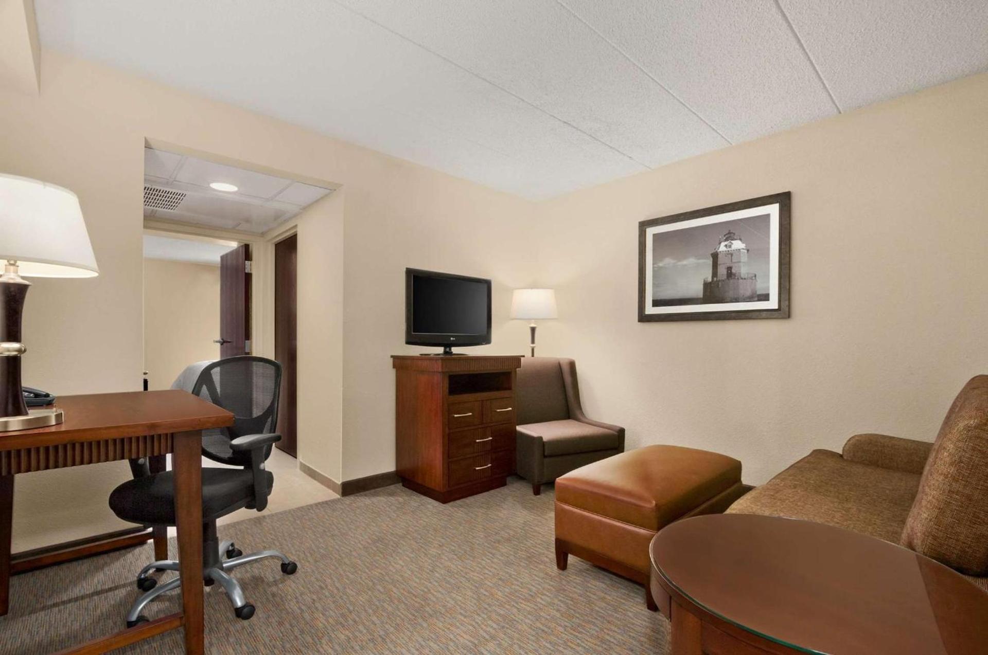 Hampton Inn Lexington Park photo 25