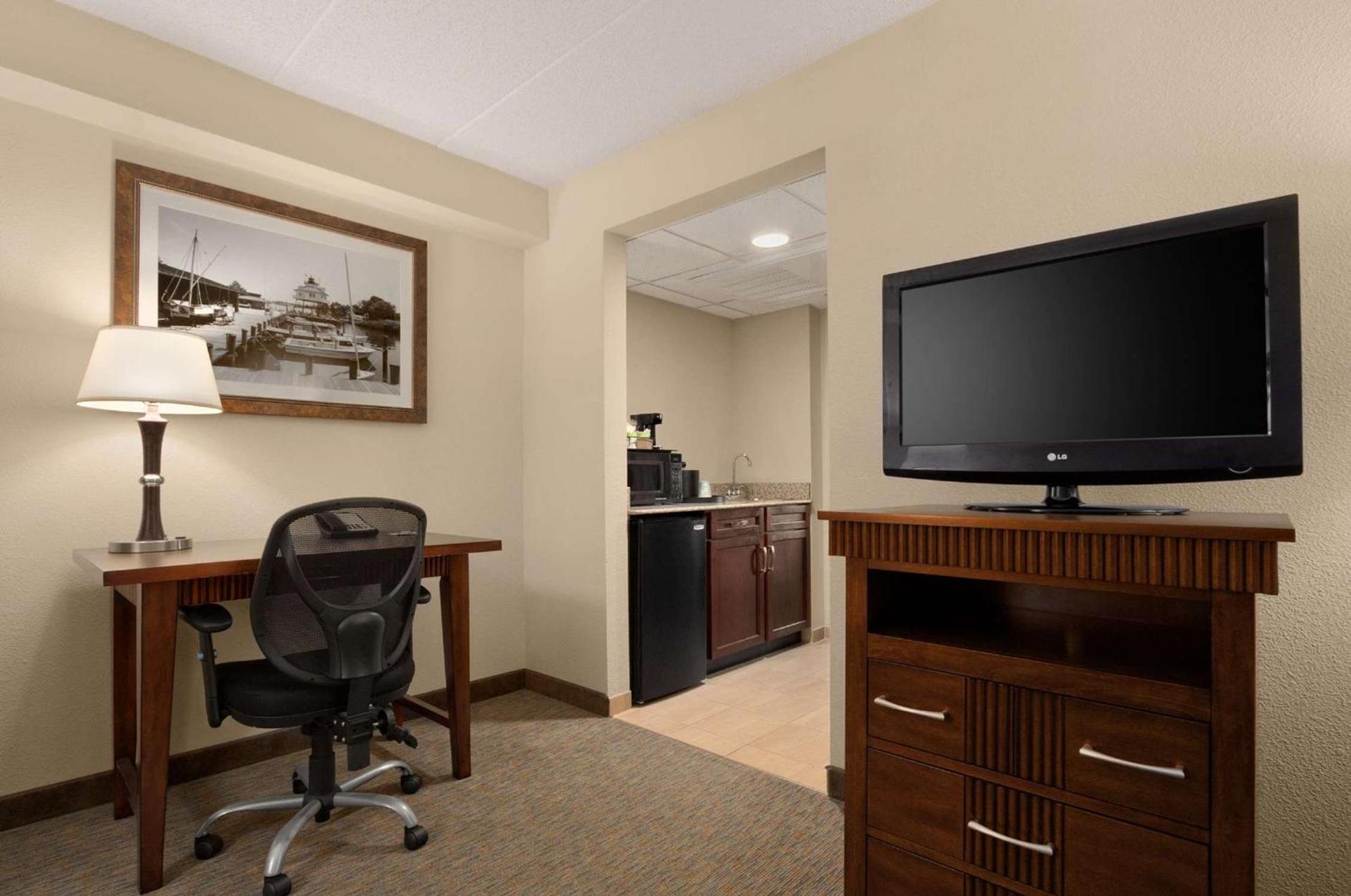 Hampton Inn Lexington Park photo 26