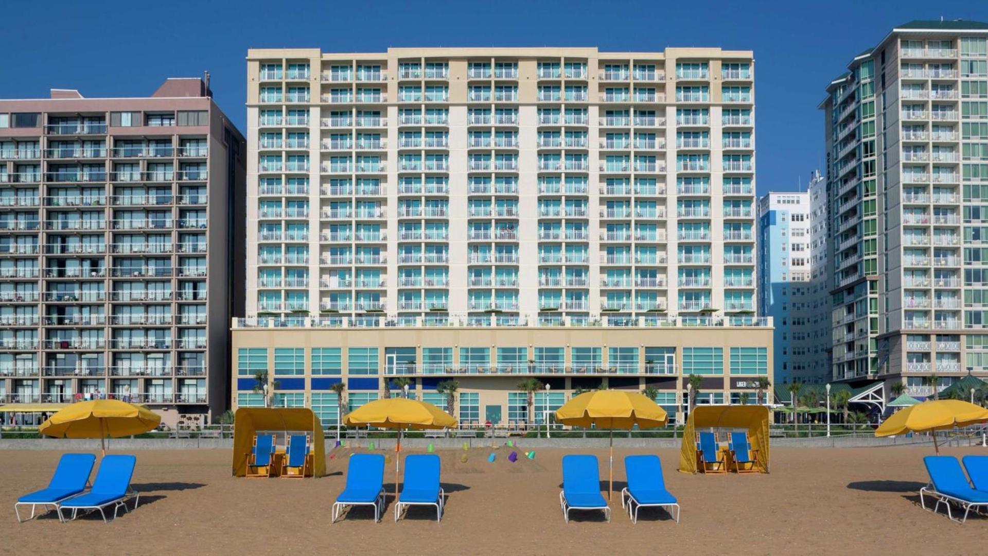 Hilton Garden Inn Virginia Beach Oceanfront photo 1