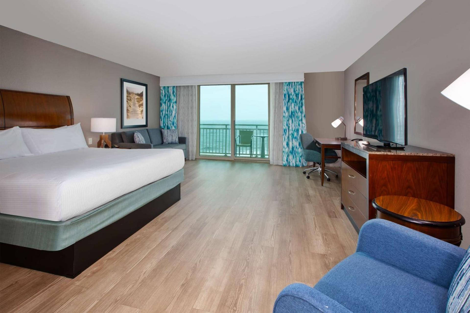 Hilton Garden Inn Virginia Beach Oceanfront photo 40