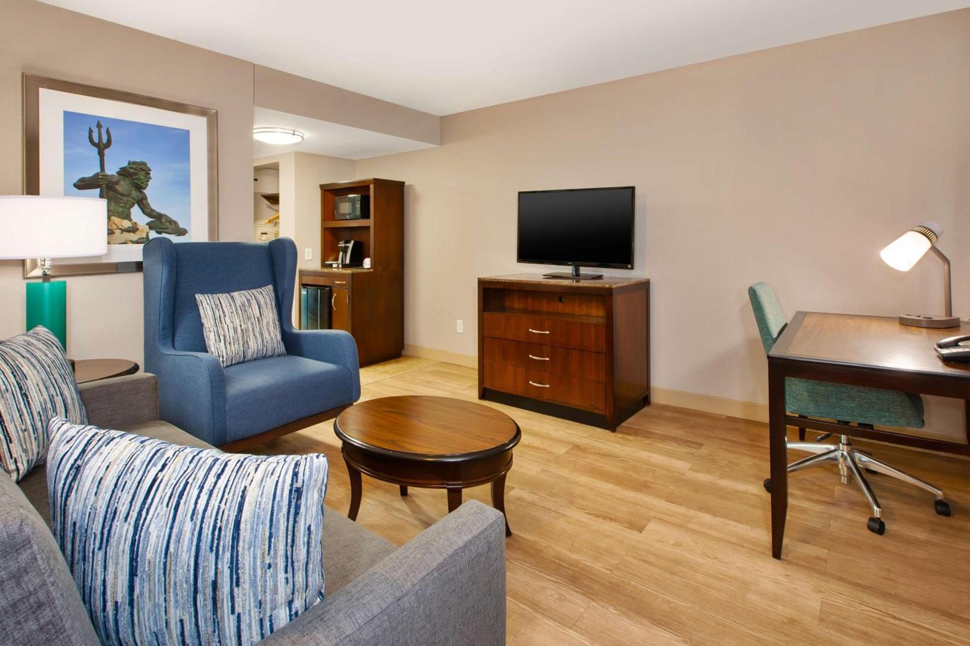 Hilton Garden Inn Virginia Beach Oceanfront photo 48