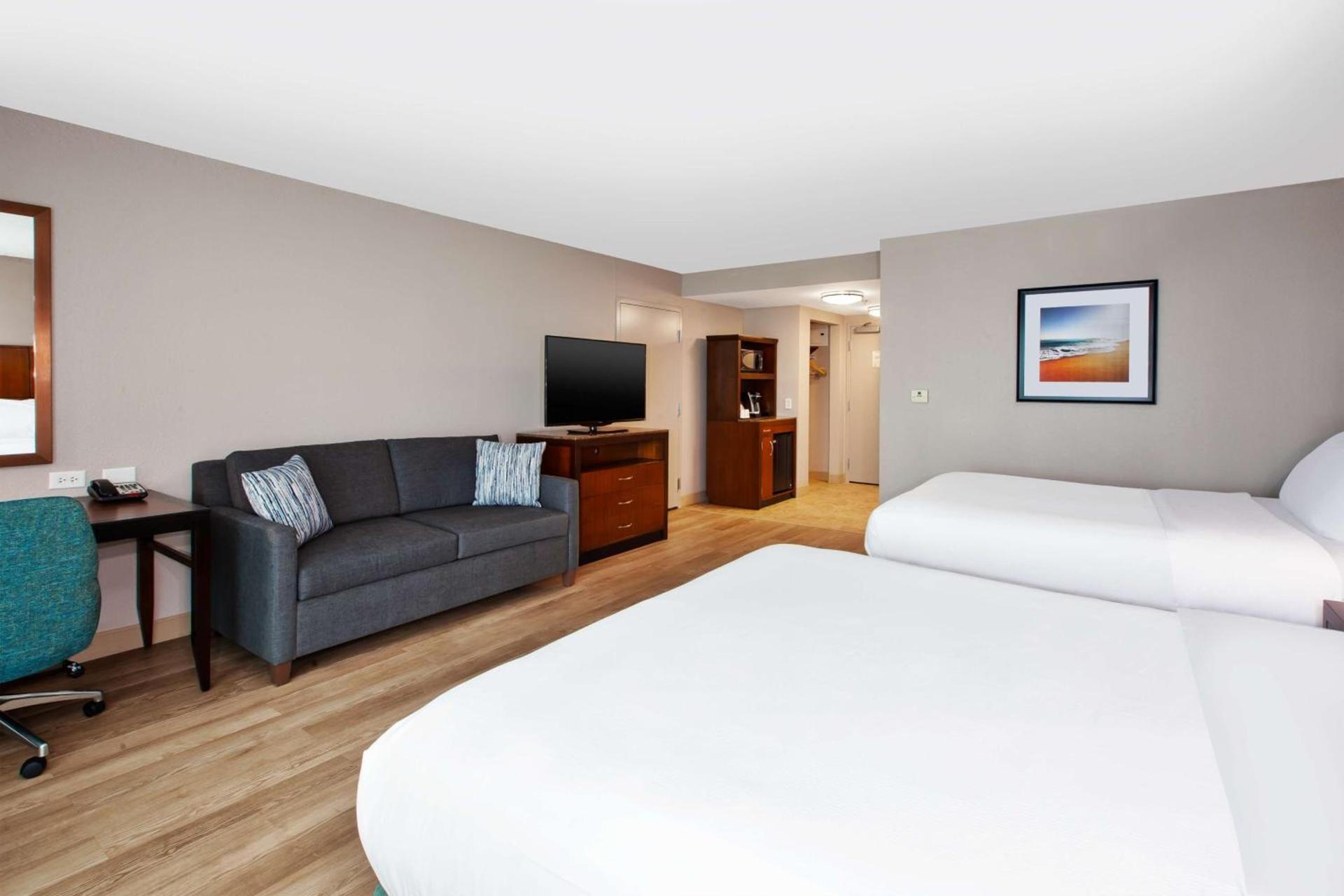 Hilton Garden Inn Virginia Beach Oceanfront photo 52