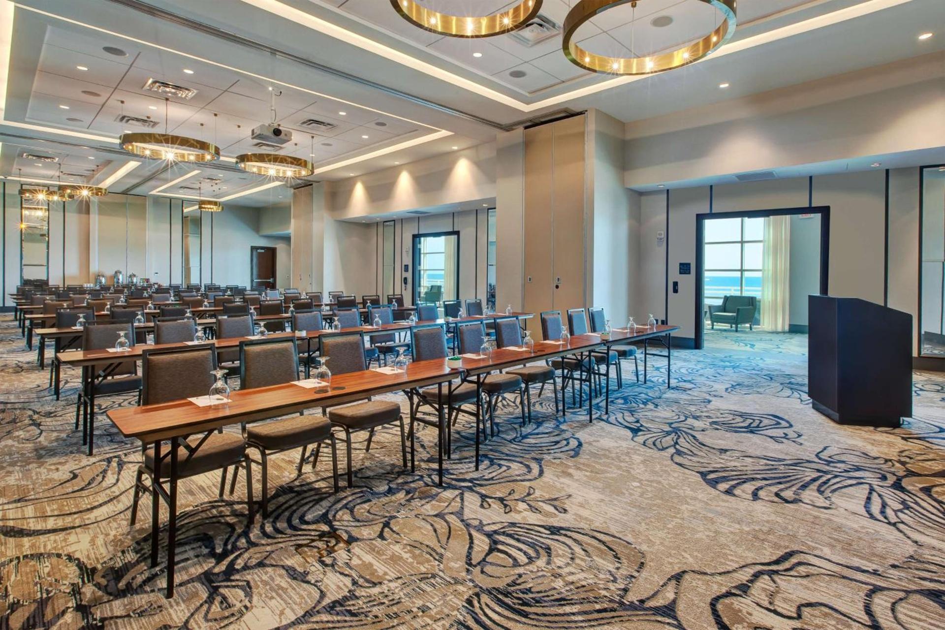 Hilton Garden Inn Virginia Beach Oceanfront photo 27