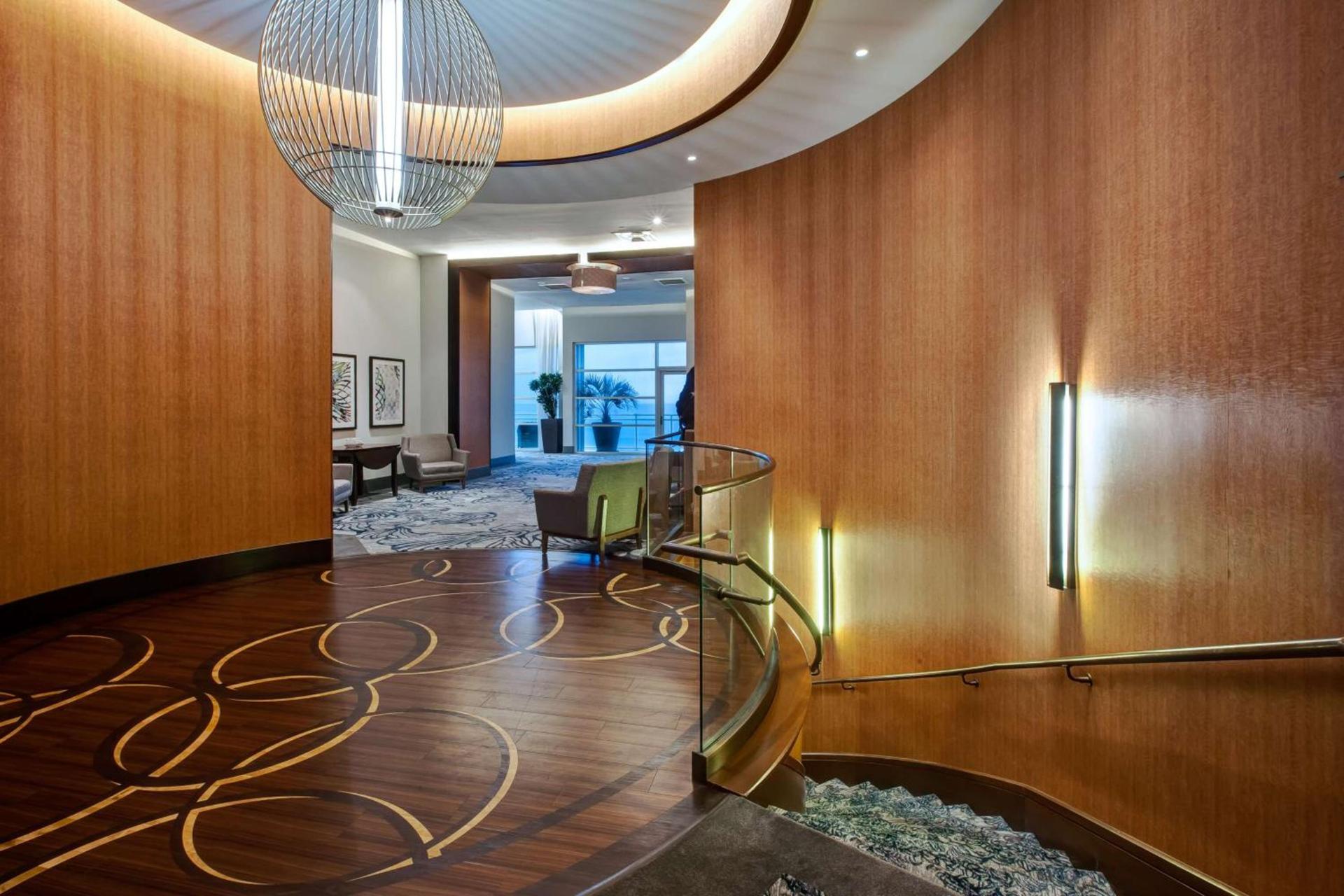 Hilton Garden Inn Virginia Beach Oceanfront photo 31