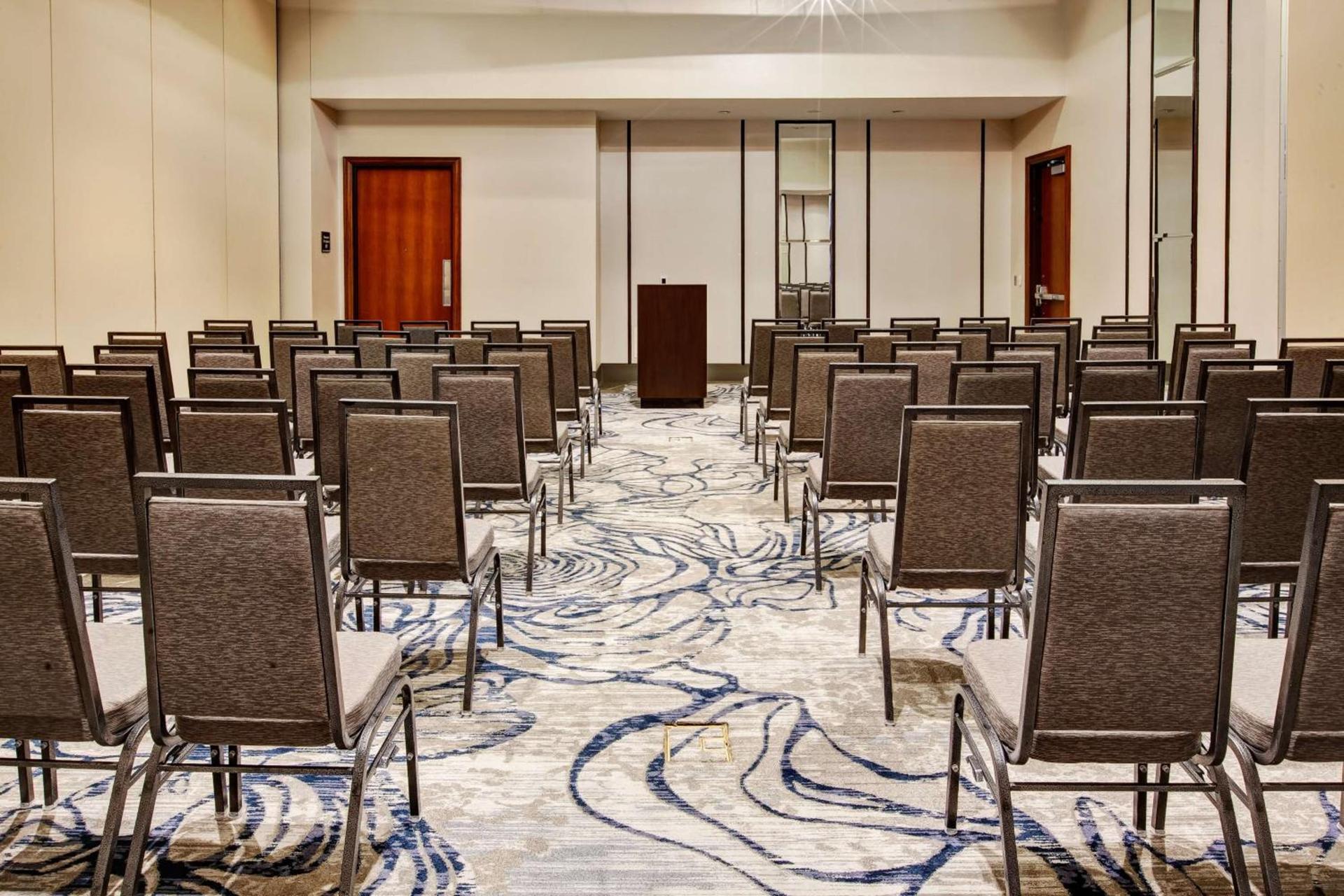 Hilton Garden Inn Virginia Beach Oceanfront photo 61